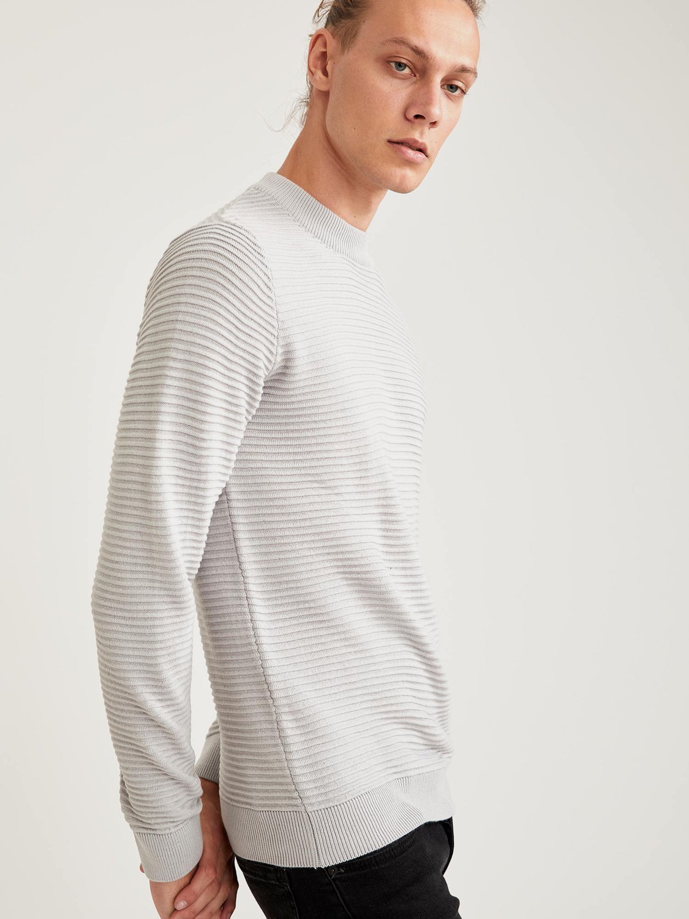 Джемпер DeFacto модель S7506AZ-GR91 Джемпер DeFacto модель S7506AZ-GR91 Фото