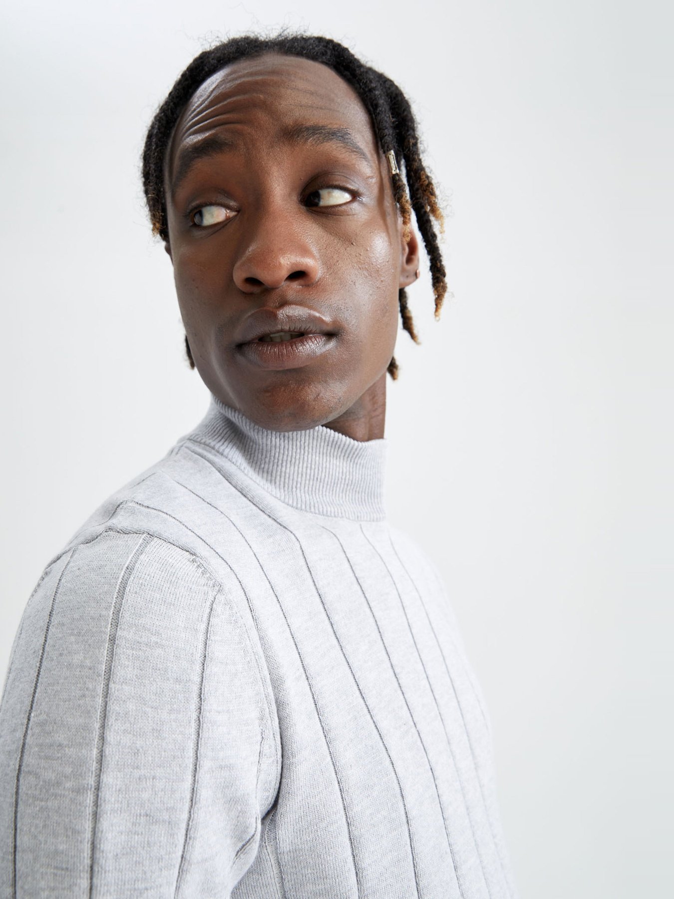 Водолазка DeFacto модель X7395AZ-GR210 Водолазка DeFacto модель X7395AZ-GR210 Фото