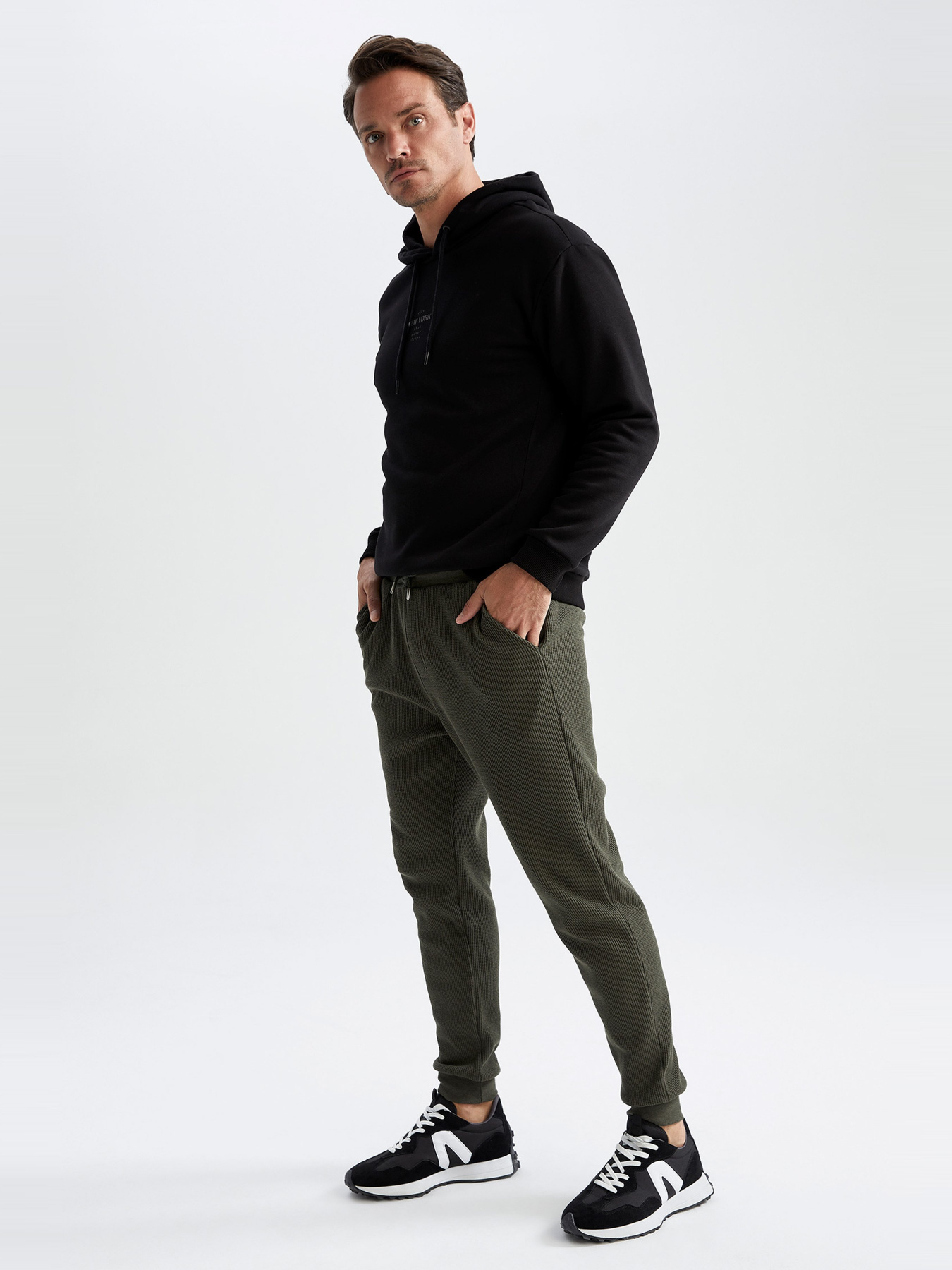 Джоггеры DeFacto модель Y0595AZ-KH244 Фото