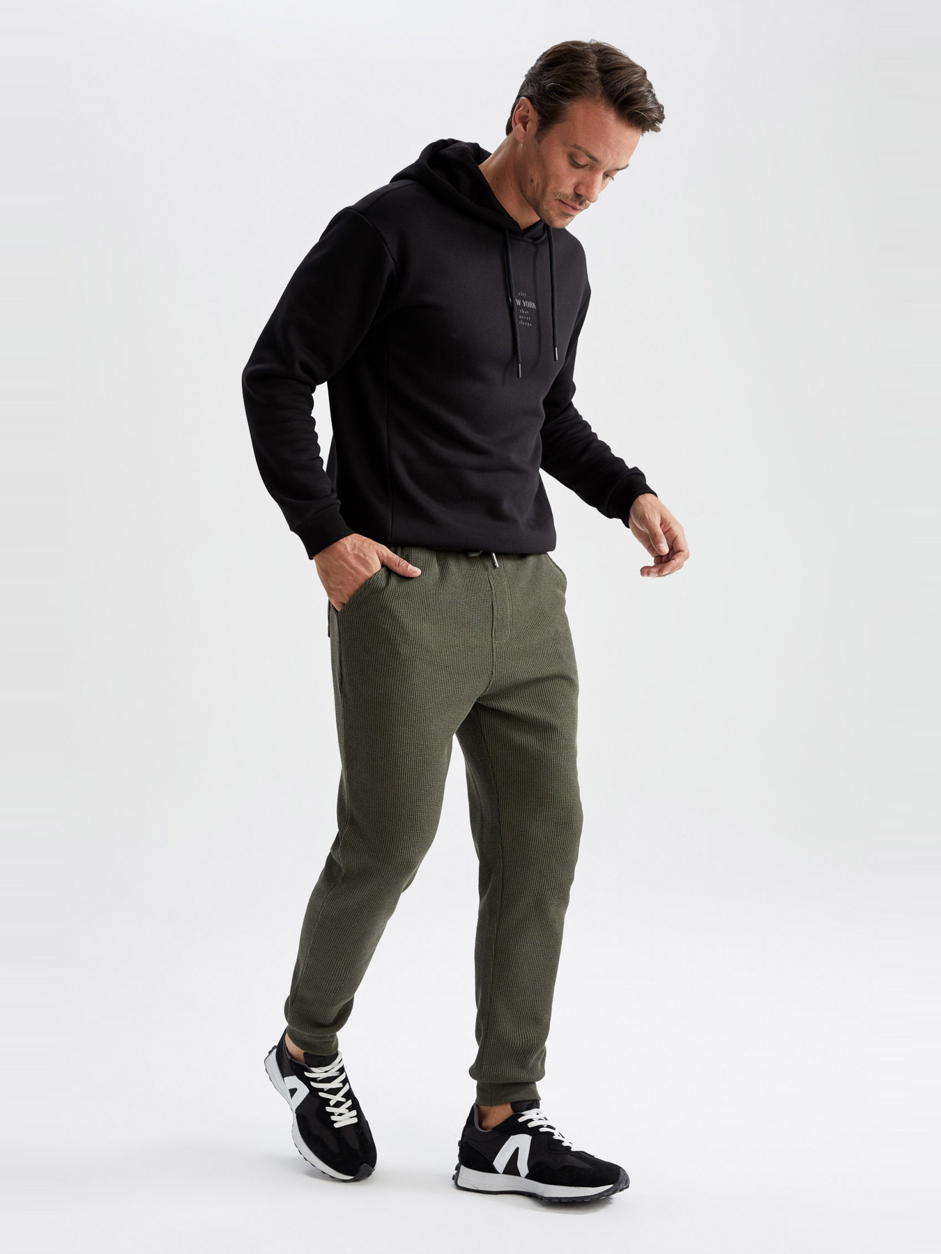 Джогери DeFacto модель Y0595AZ-KH244 Фото