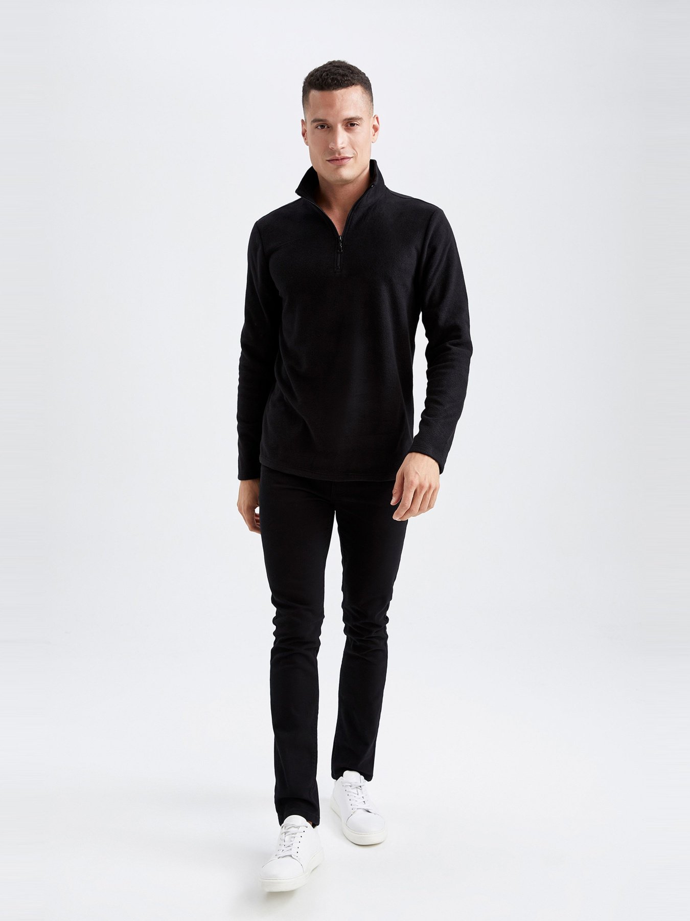 Кофта DeFacto модель Y3996AZ-BK81 Кофта DeFacto модель Y3996AZ-BK81 Фото