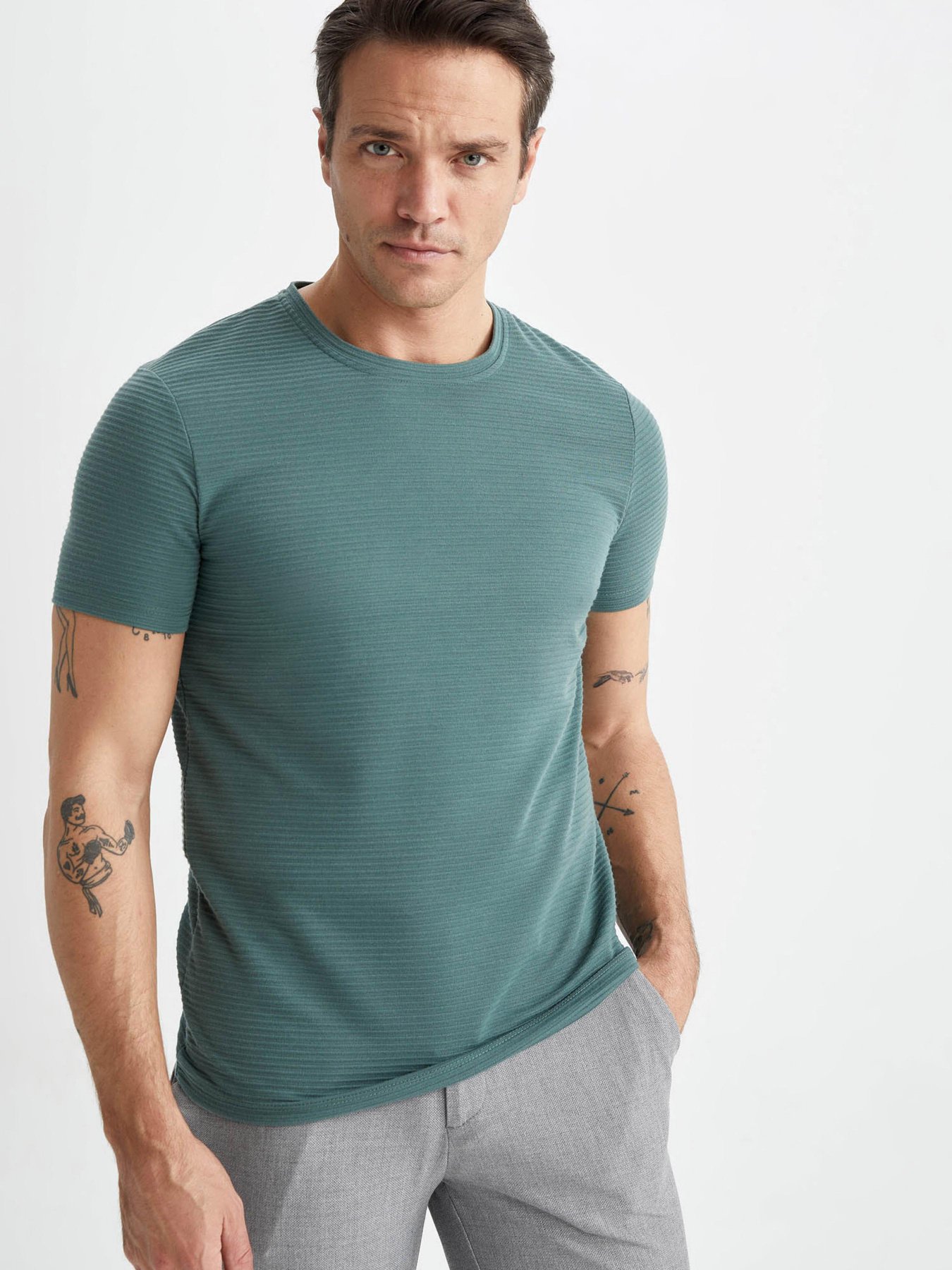 Футболка DeFacto модель M6608AZ-GN829 Фото