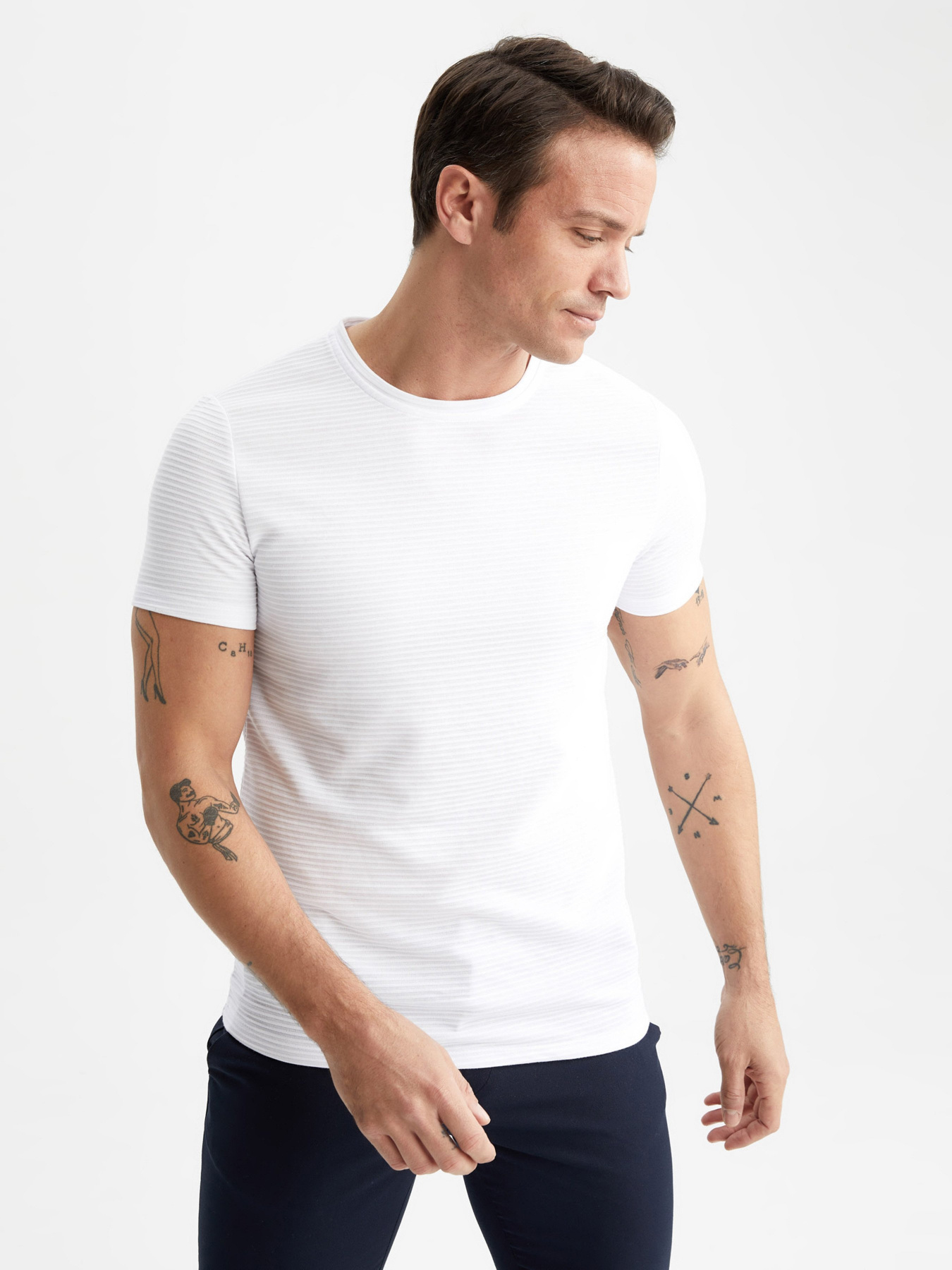 Футболка DeFacto модель M6608AZ-WT34 Фото