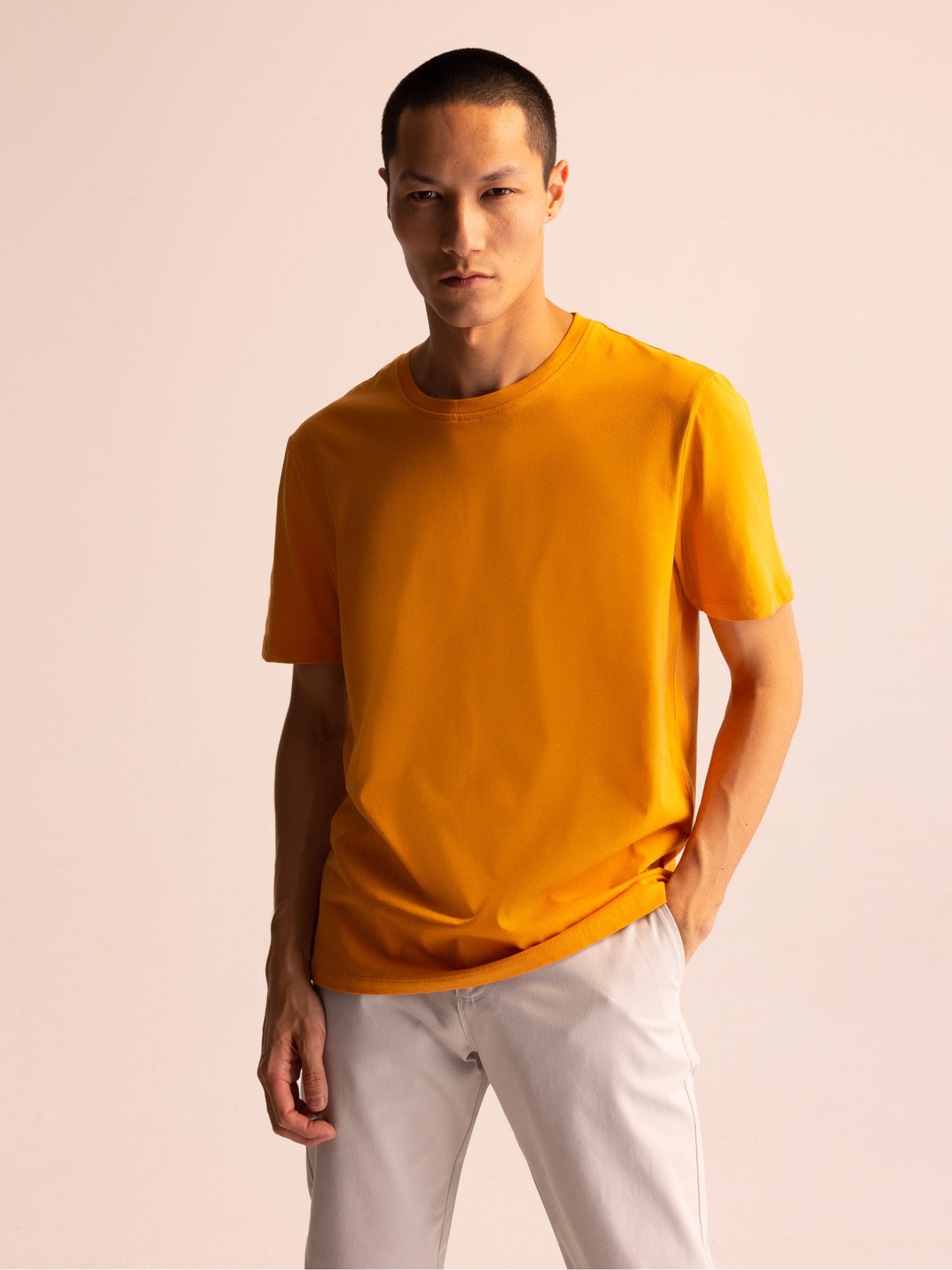 Футболка DeFacto модель M7666AZ-OG337 Футболка DeFacto модель M7666AZ-OG337 Фото