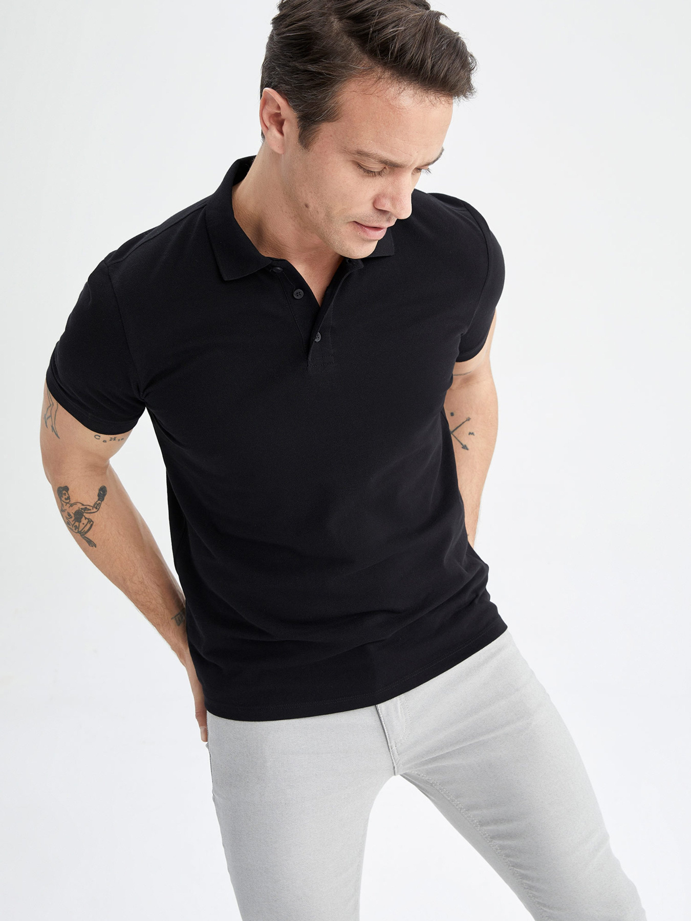 Поло DeFacto модель M7676AZ-BK81 Поло DeFacto модель M7676AZ-BK81 Фото