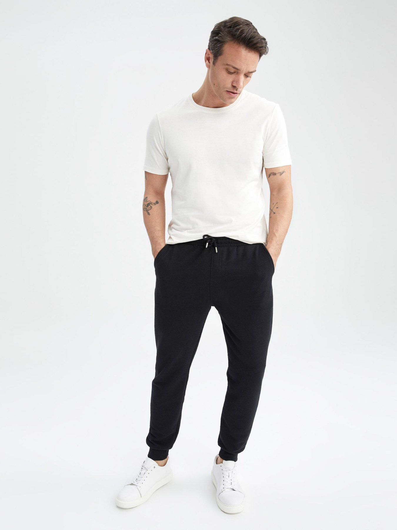 Джоггеры DeFacto модель N0110AZ-BK81 Фото