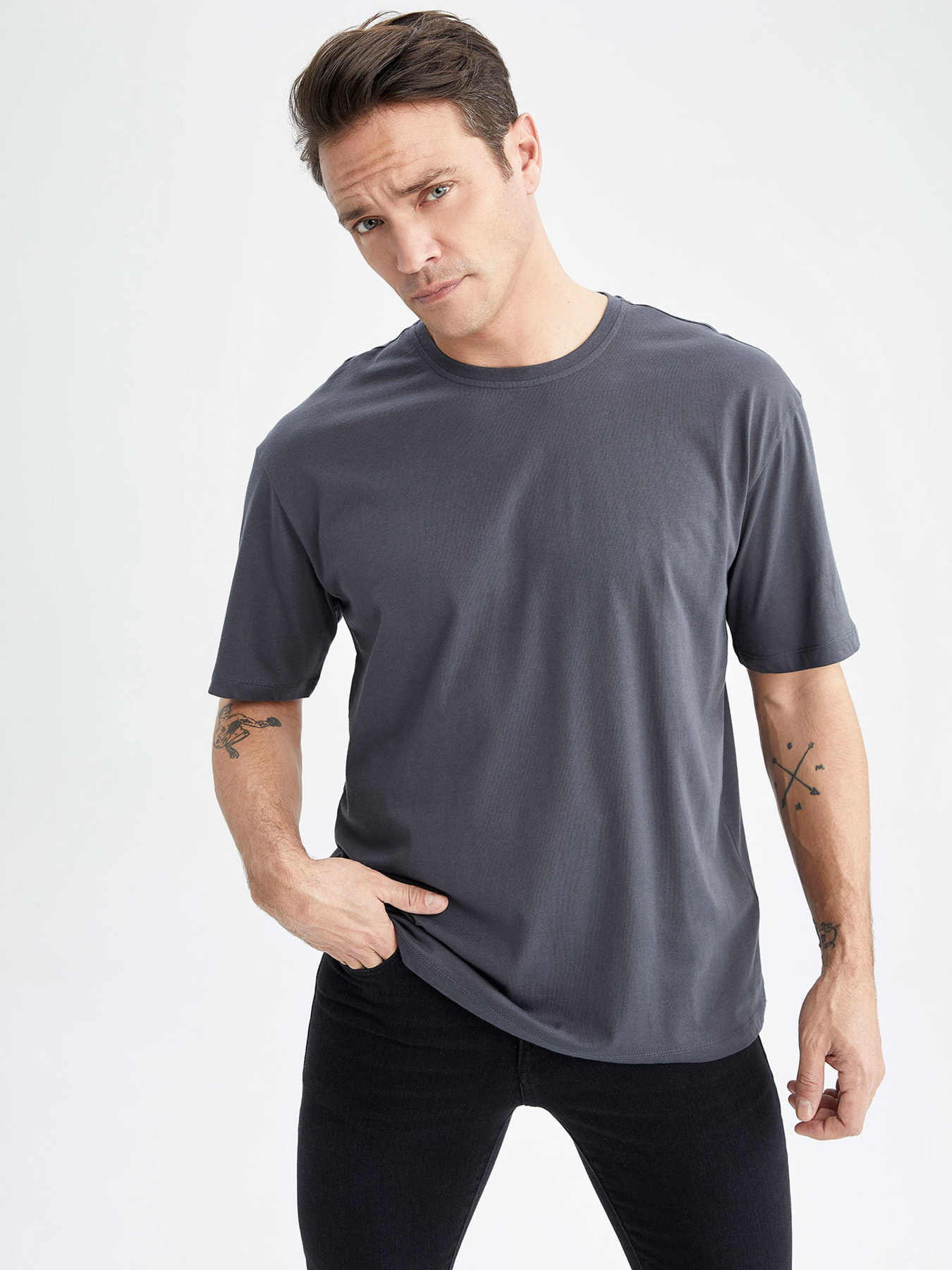 Футболка DeFacto модель T7037AZ-AR63 Фото