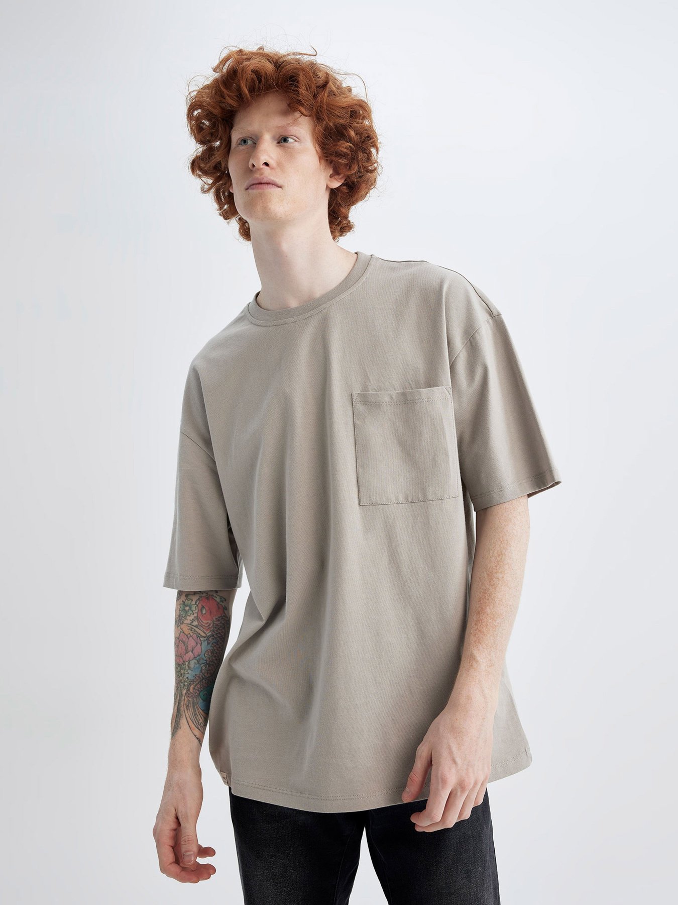 Футболка DeFacto модель V2384AZ-BG730 Фото