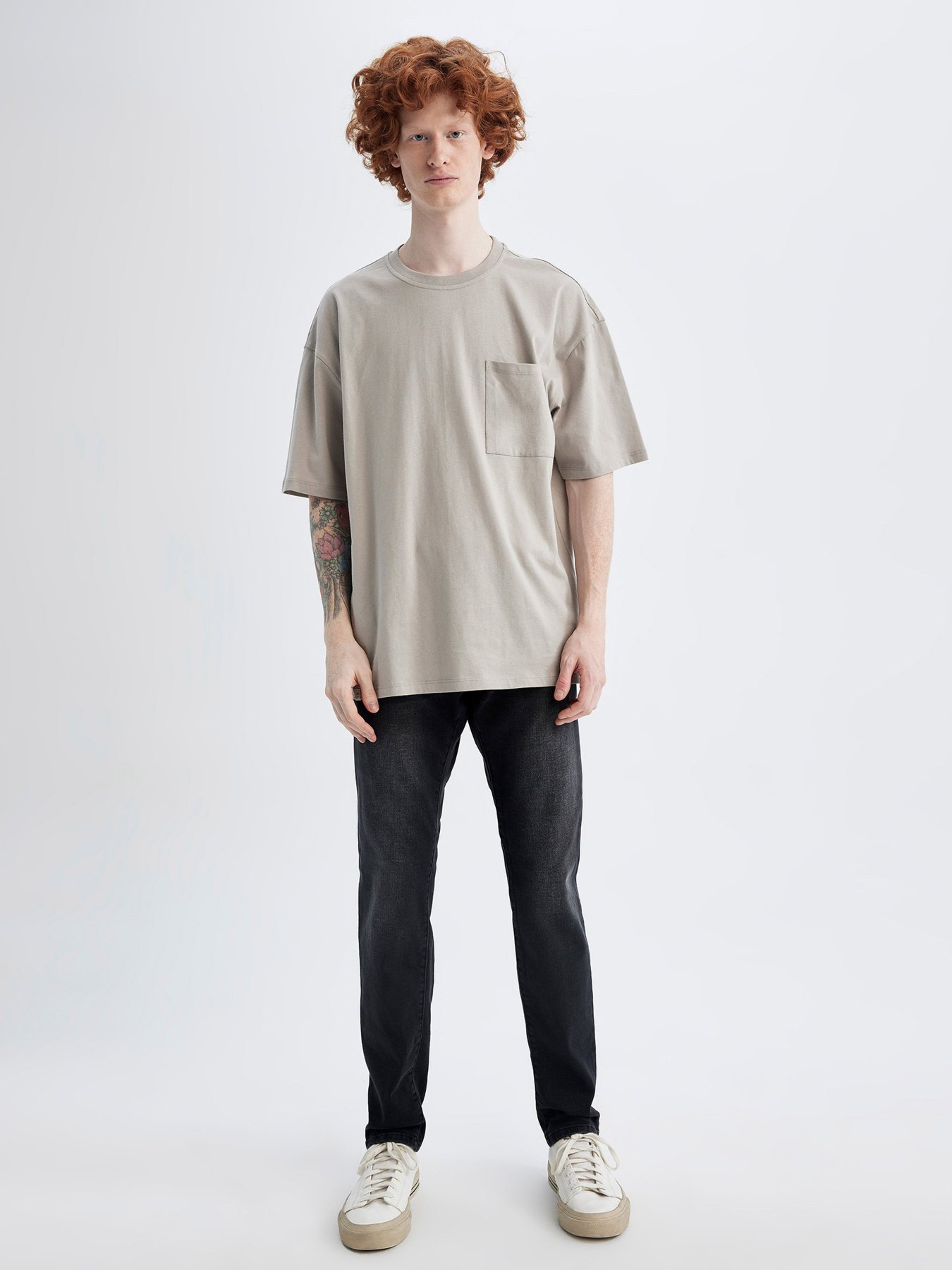 Футболка DeFacto модель V2384AZ-BG730 Фото