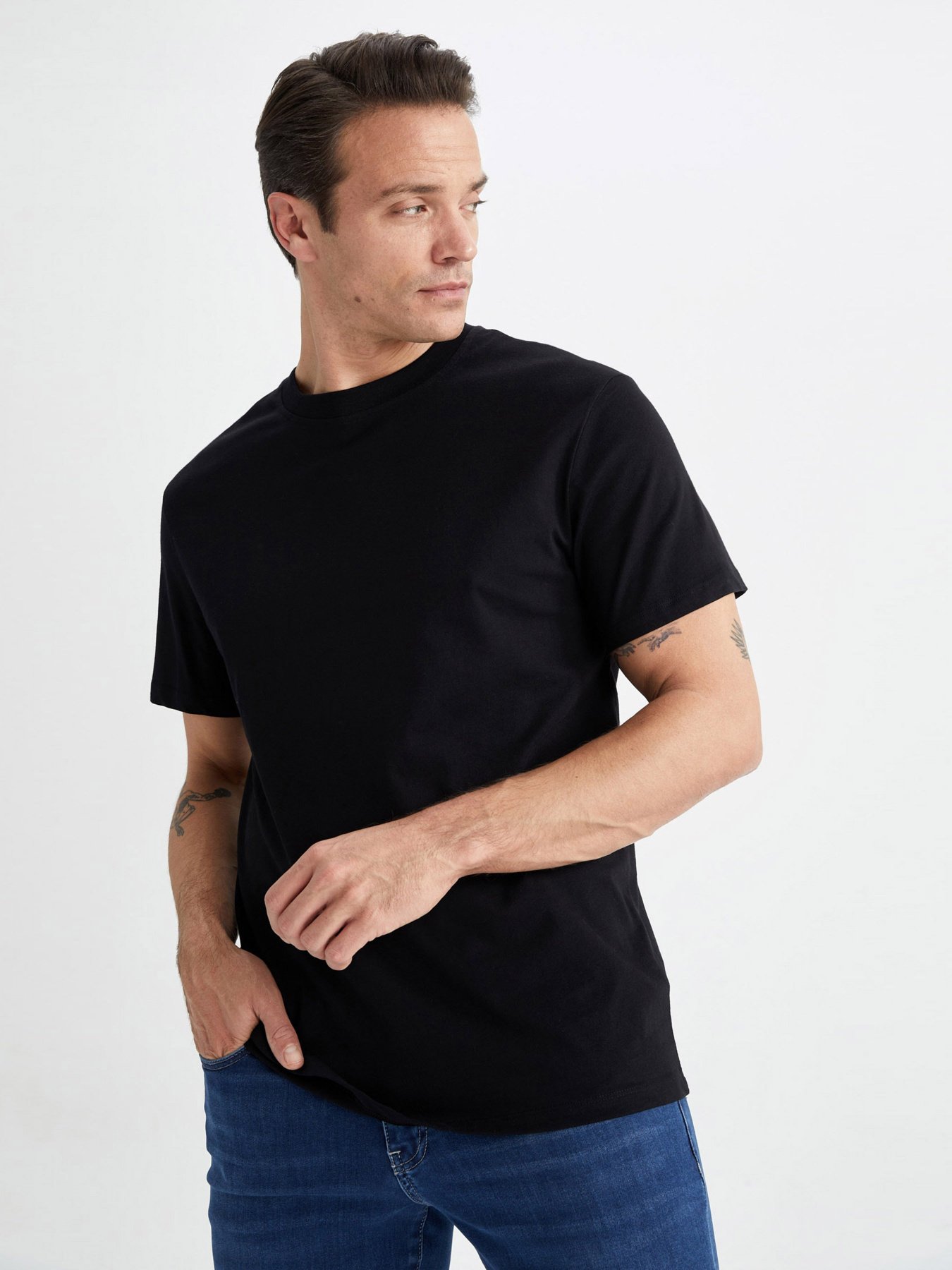 Футболка DeFacto модель V7699AZ-BK81 Фото