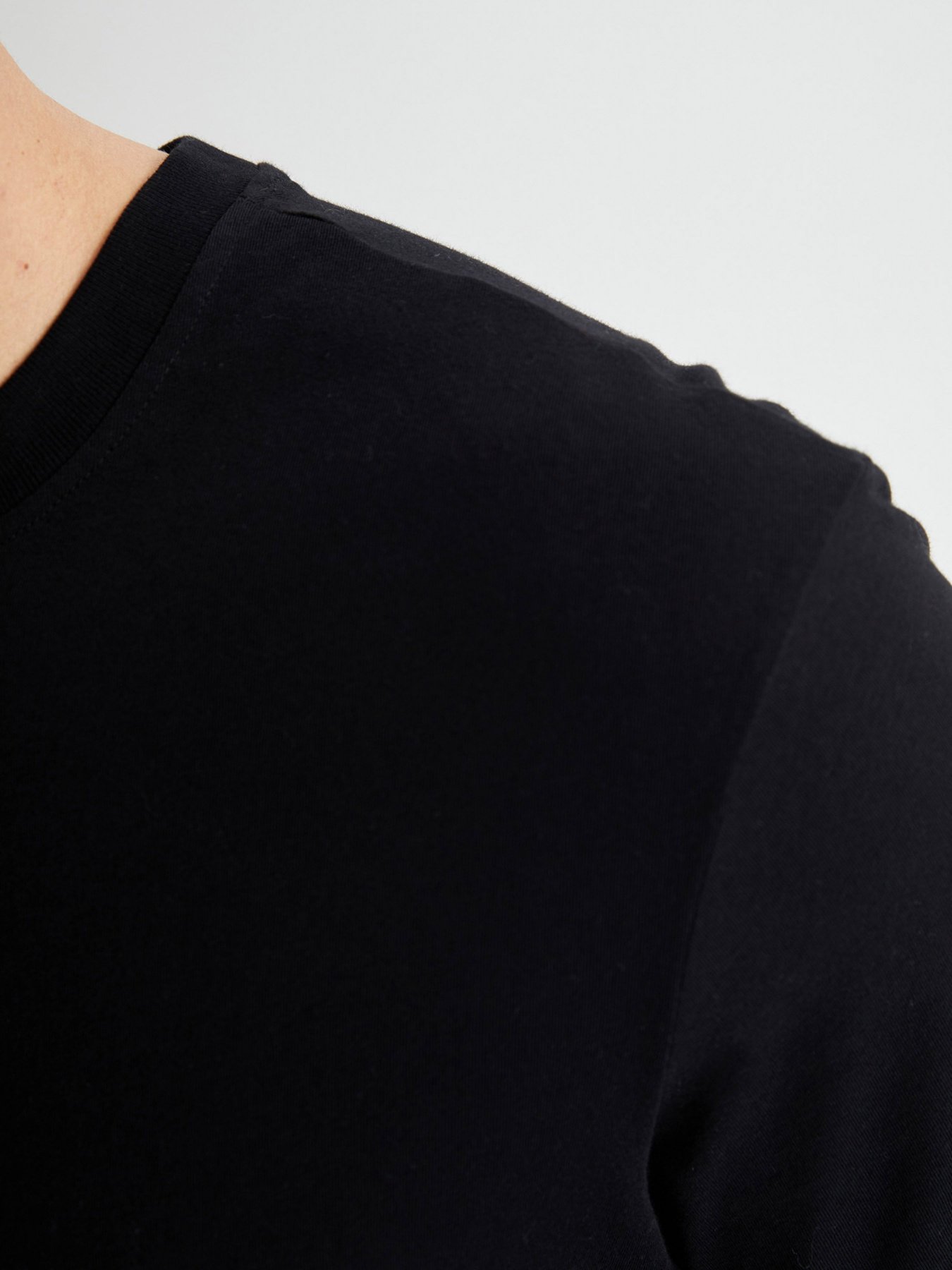 Футболка DeFacto модель V7699AZ-BK81 Фото