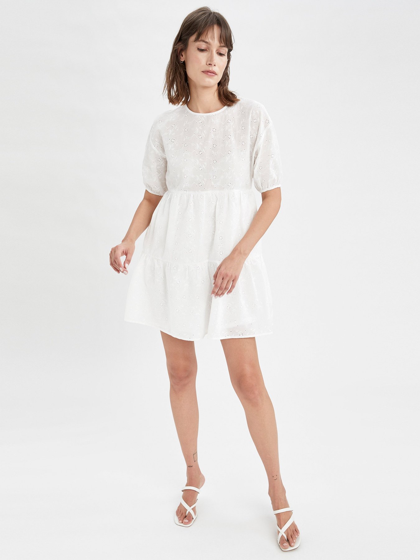 Платье мини DeFacto модель V0562AZ-WT34 Фото