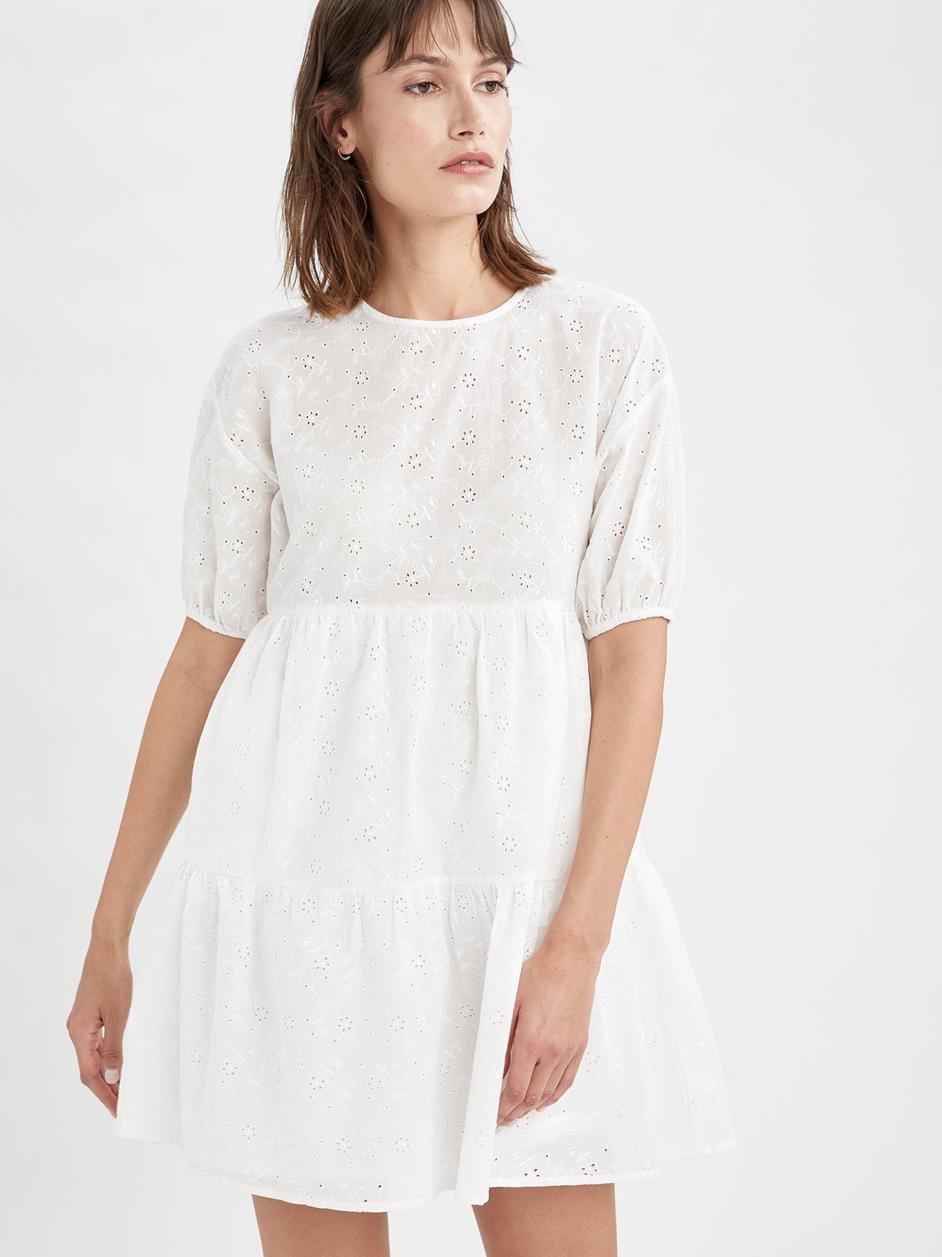 Платье мини DeFacto модель V0562AZ-WT34 Фото