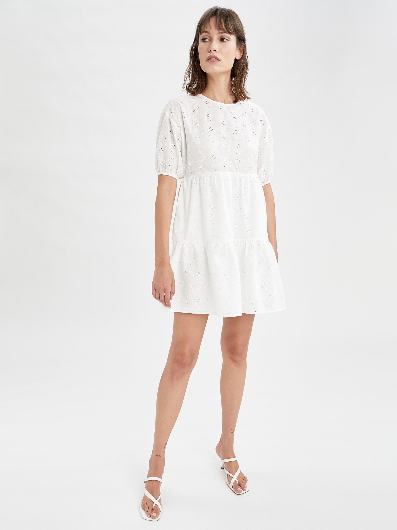 Платье мини DeFacto модель V0562AZ-WT34 Фото