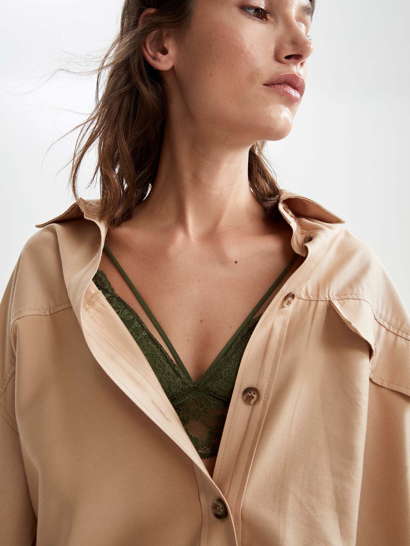 Бюстгальтер DeFacto модель R6569AZ-GN147 Бюстгальтер DeFacto модель R6569AZ-GN147 Фото