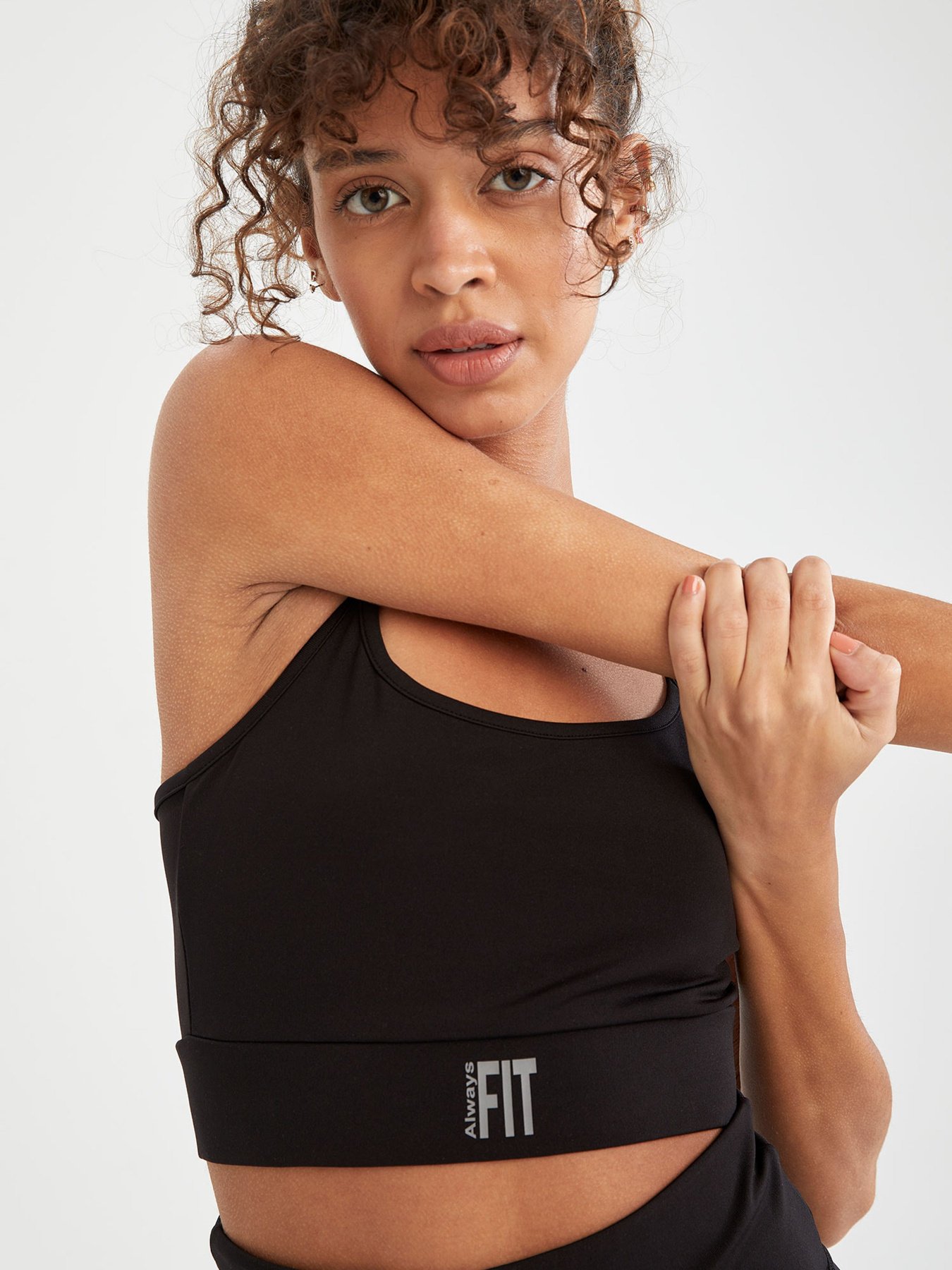 Спортивный комплект DeFacto модель U8185AZ-BK27 Фото