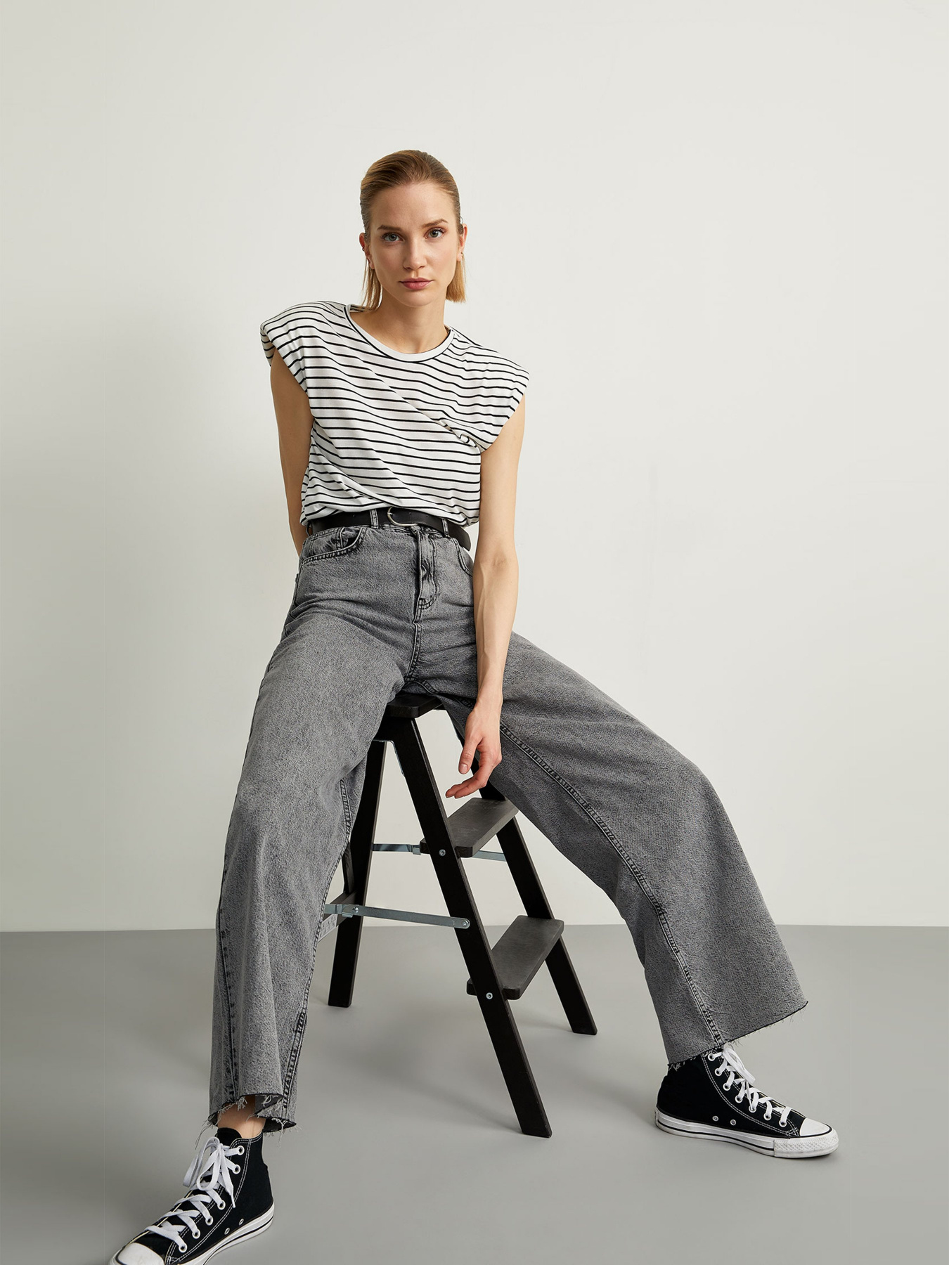 Футболка DeFacto модель U9693AZ-BK23 Фото