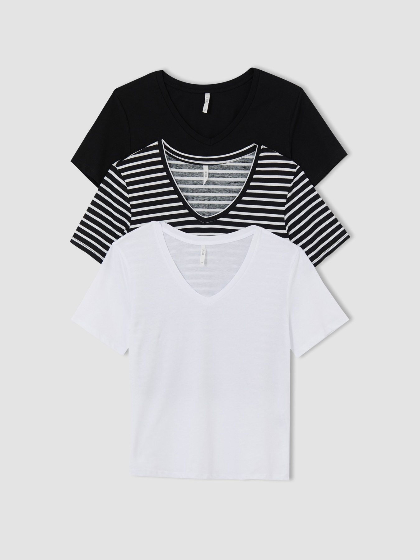 Набор футболок DeFacto модель U9930AZ-BK27 Фото