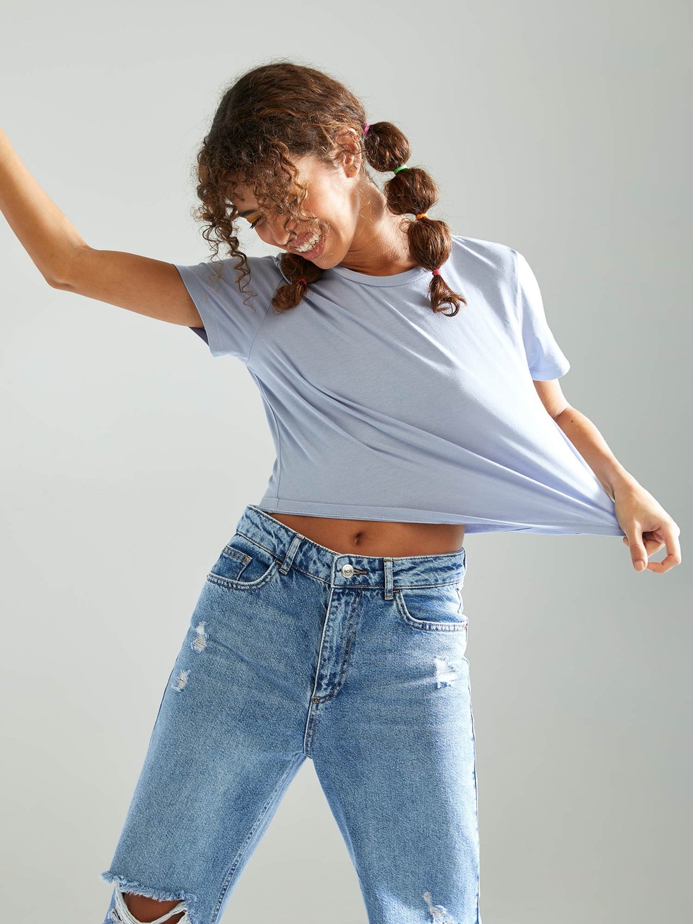 Набор футболок DeFacto модель V0032AZ-YL1 Фото