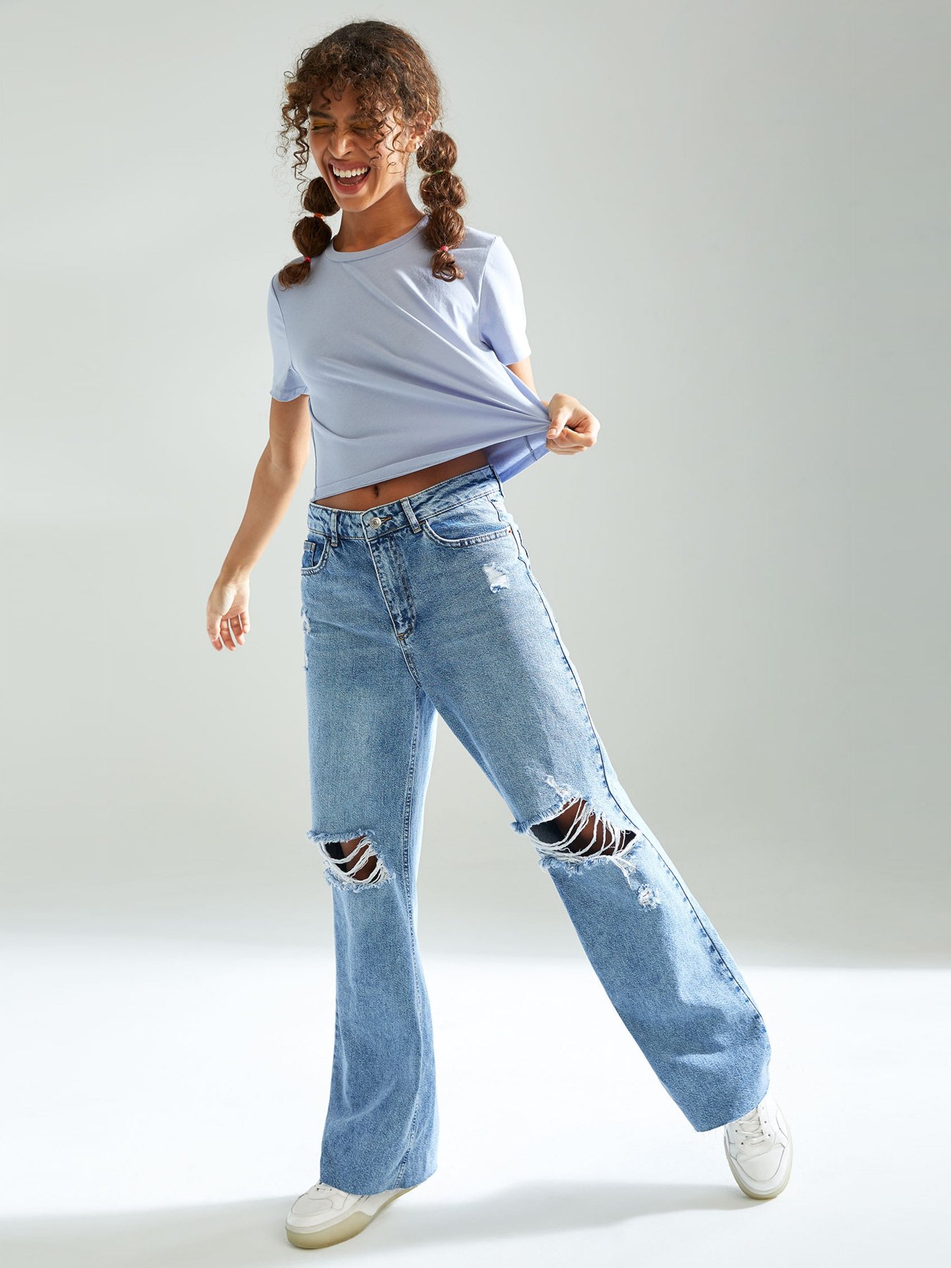 Набор футболок DeFacto модель V0032AZ-YL1 Фото