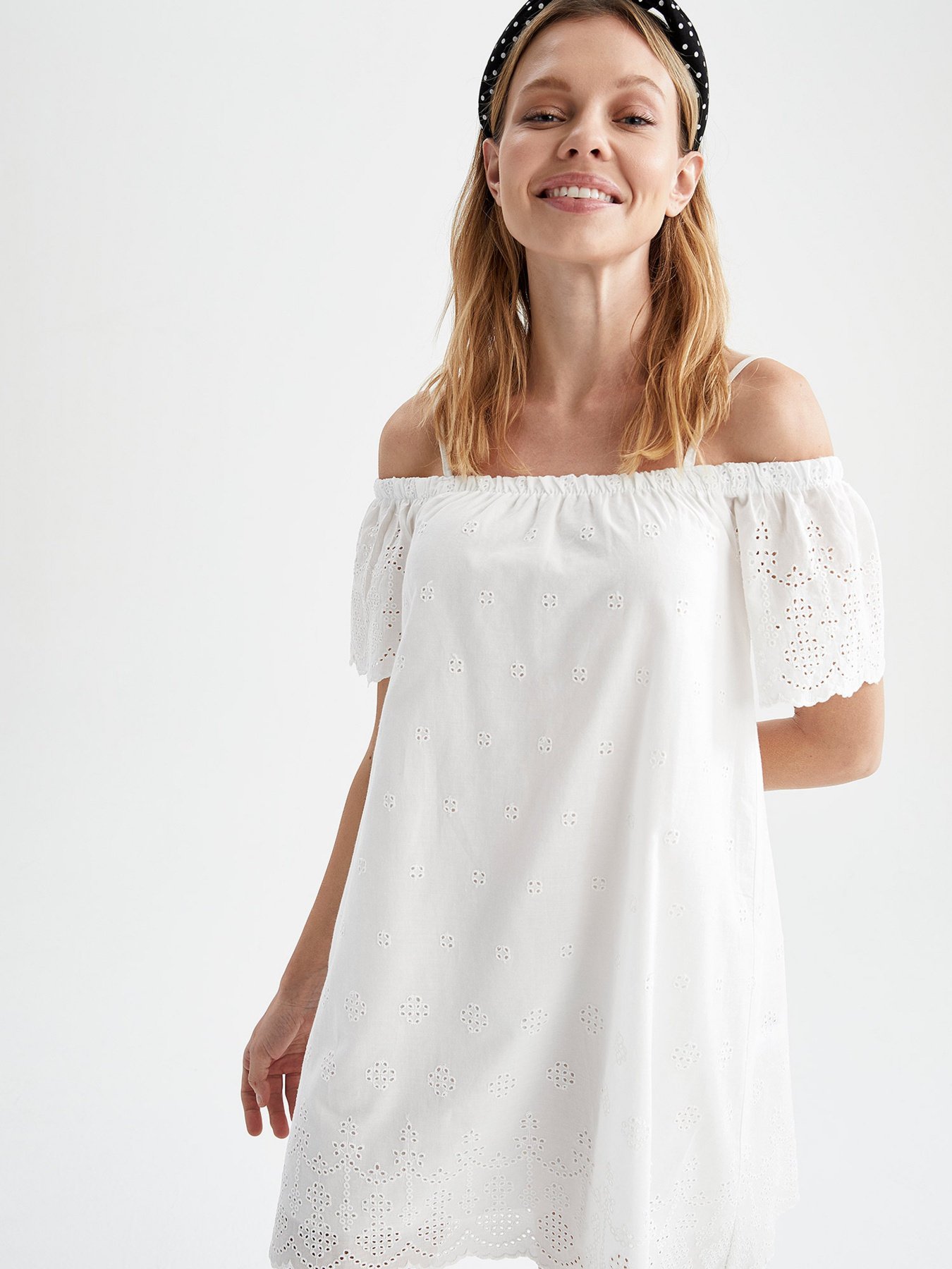 Платья DeFacto модель V0563AZ-WT34 Фото