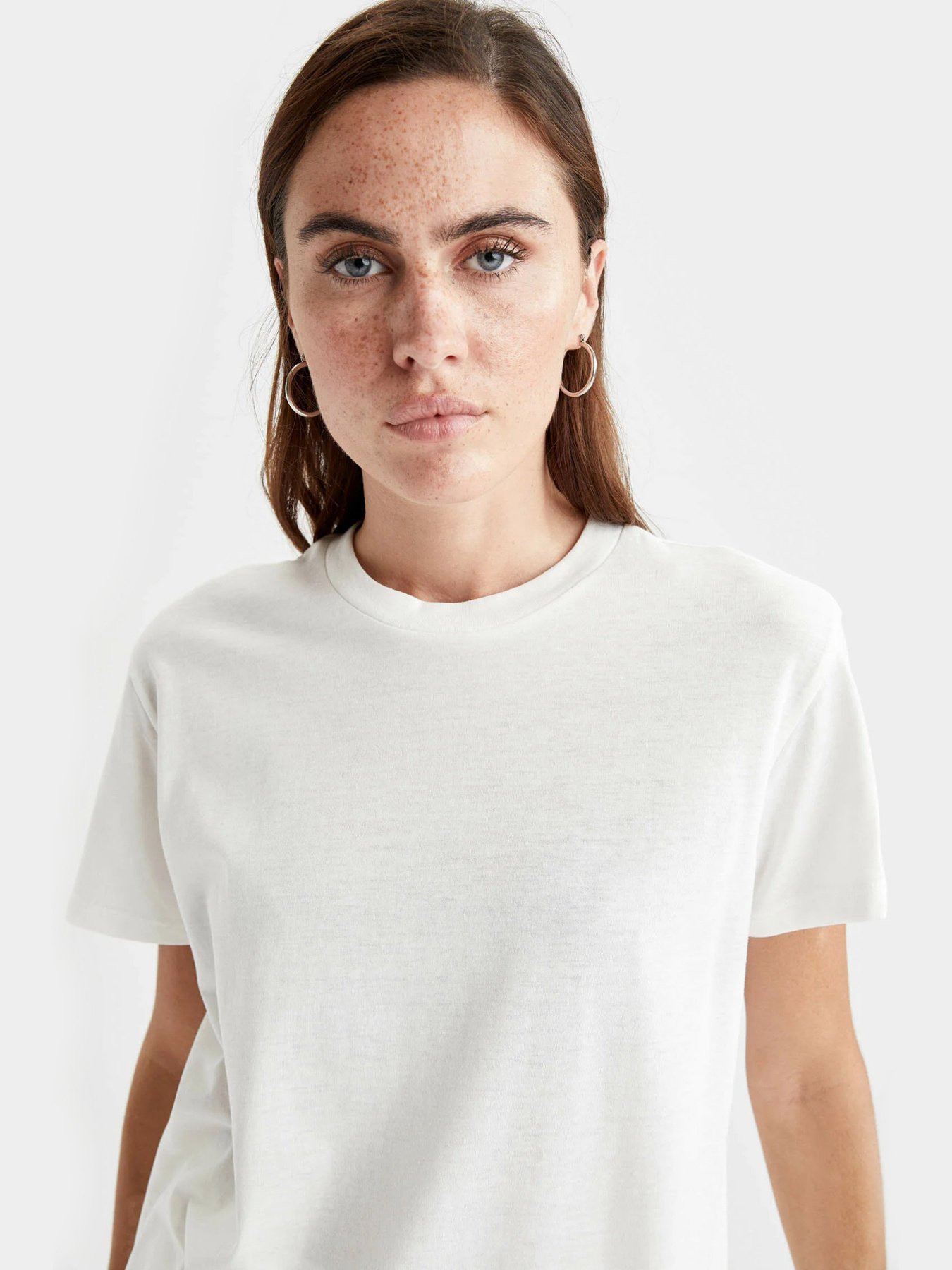 Набор футболок DeFacto модель V4337AZ-KR1 Фото