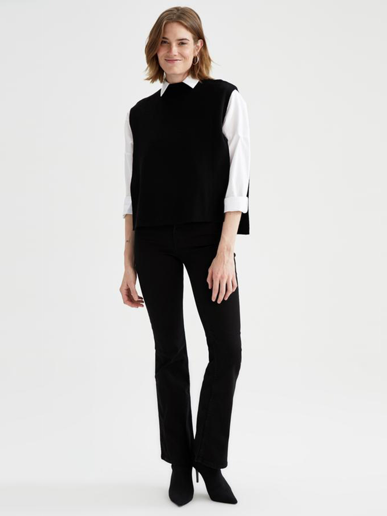 Жилет DeFacto Basic Crew Neck модель U8122AZ-BK27 Фото