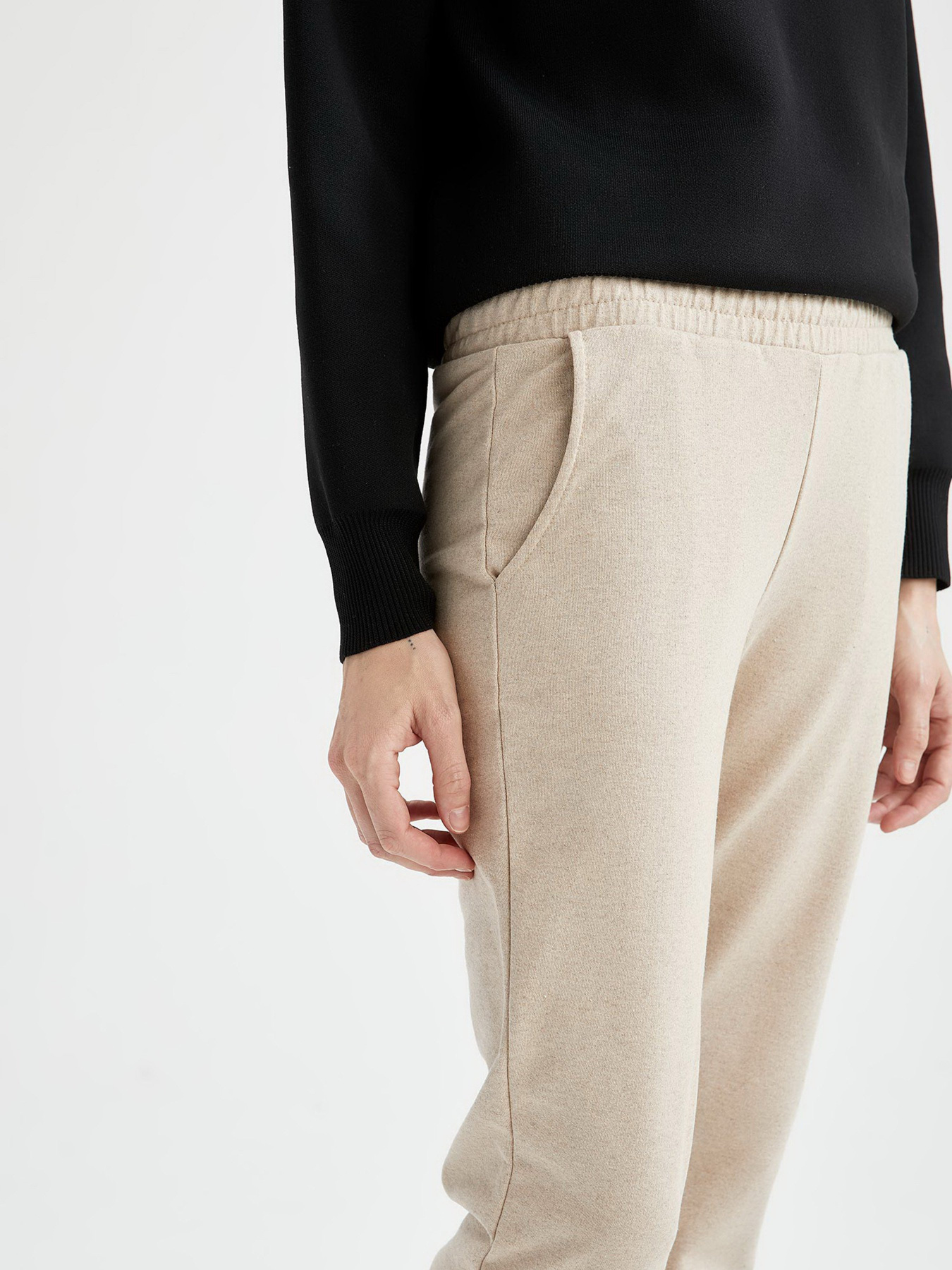 Спортивні штани DeFacto модель U3491AZ-BG688 Фото