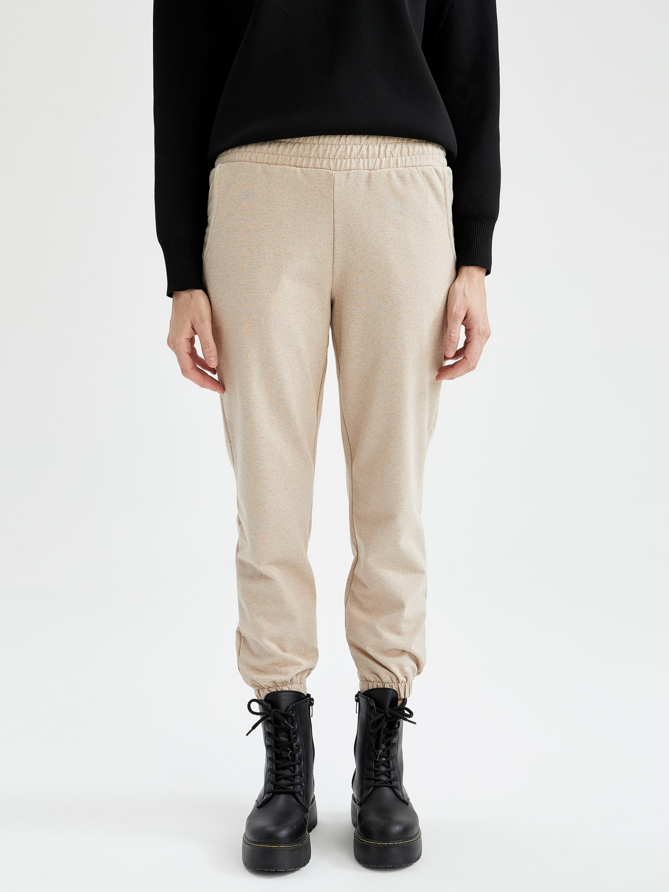 Спортивні штани DeFacto модель U3491AZ-BG688 Фото