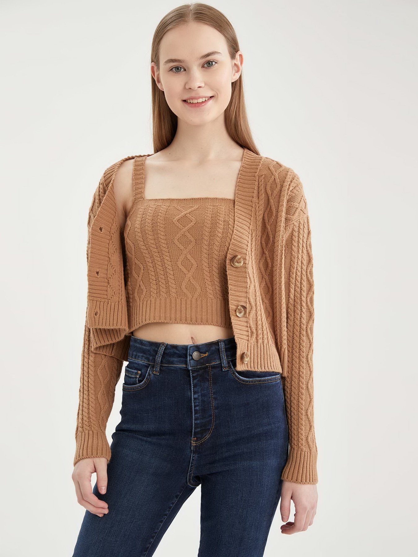 Топ DeFacto модель S8319AZ-BG111 Топ DeFacto модель S8319AZ-BG111 Фото