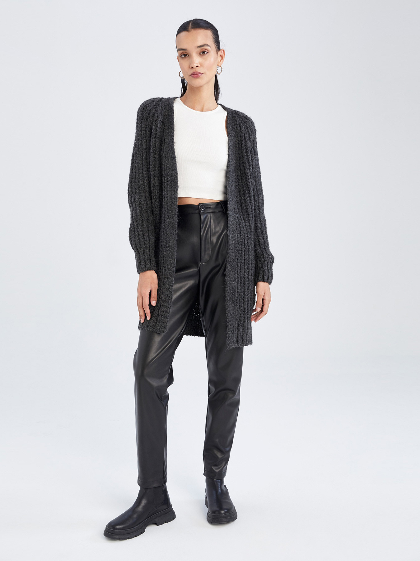 Кардиган DeFacto модель U6718AZ-AR67 Кардиган DeFacto модель U6718AZ-AR67 Фото