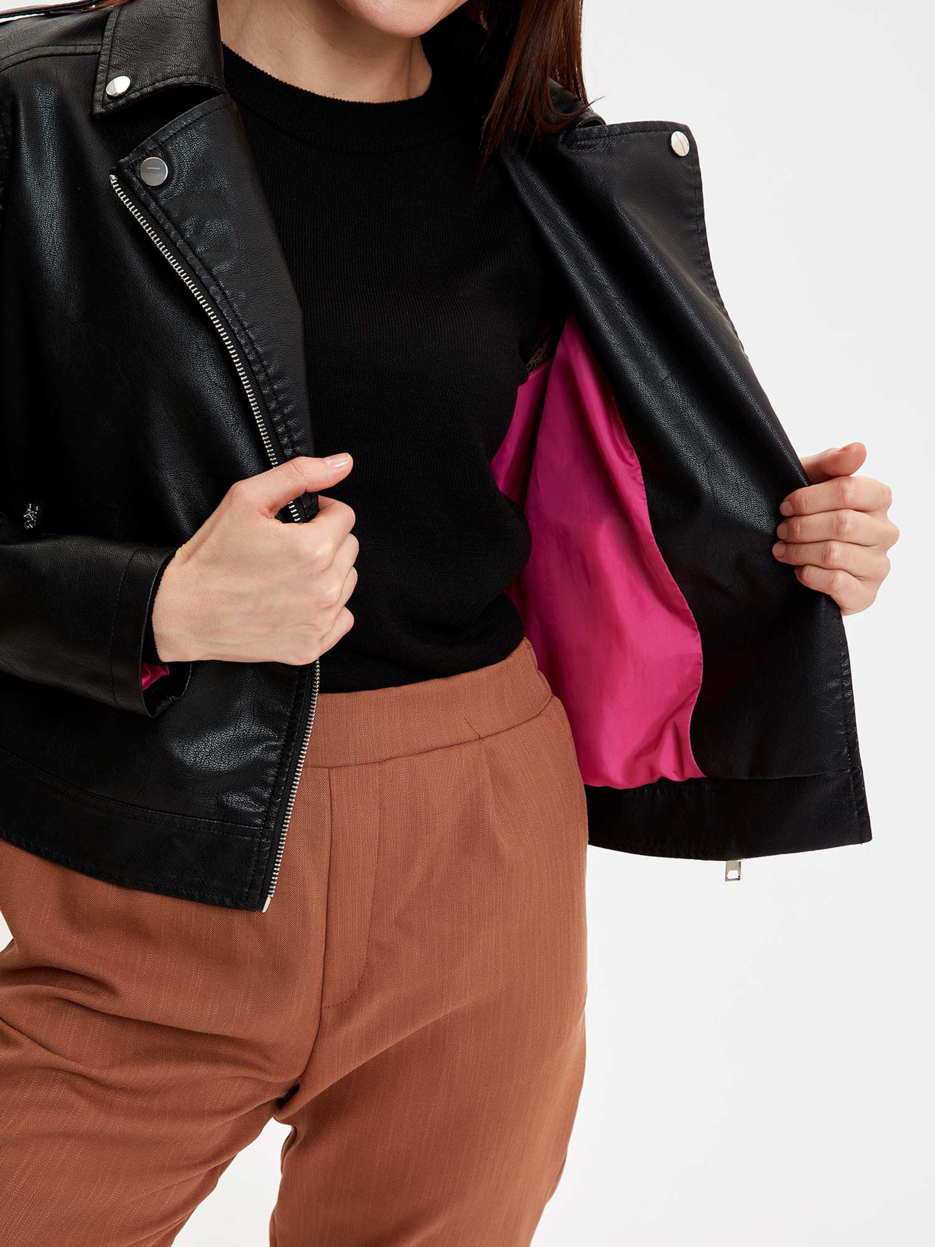 Куртка кожаная DeFacto модель N6782AZ-BK27 Куртка кожаная DeFacto модель N6782AZ-BK27 Фото