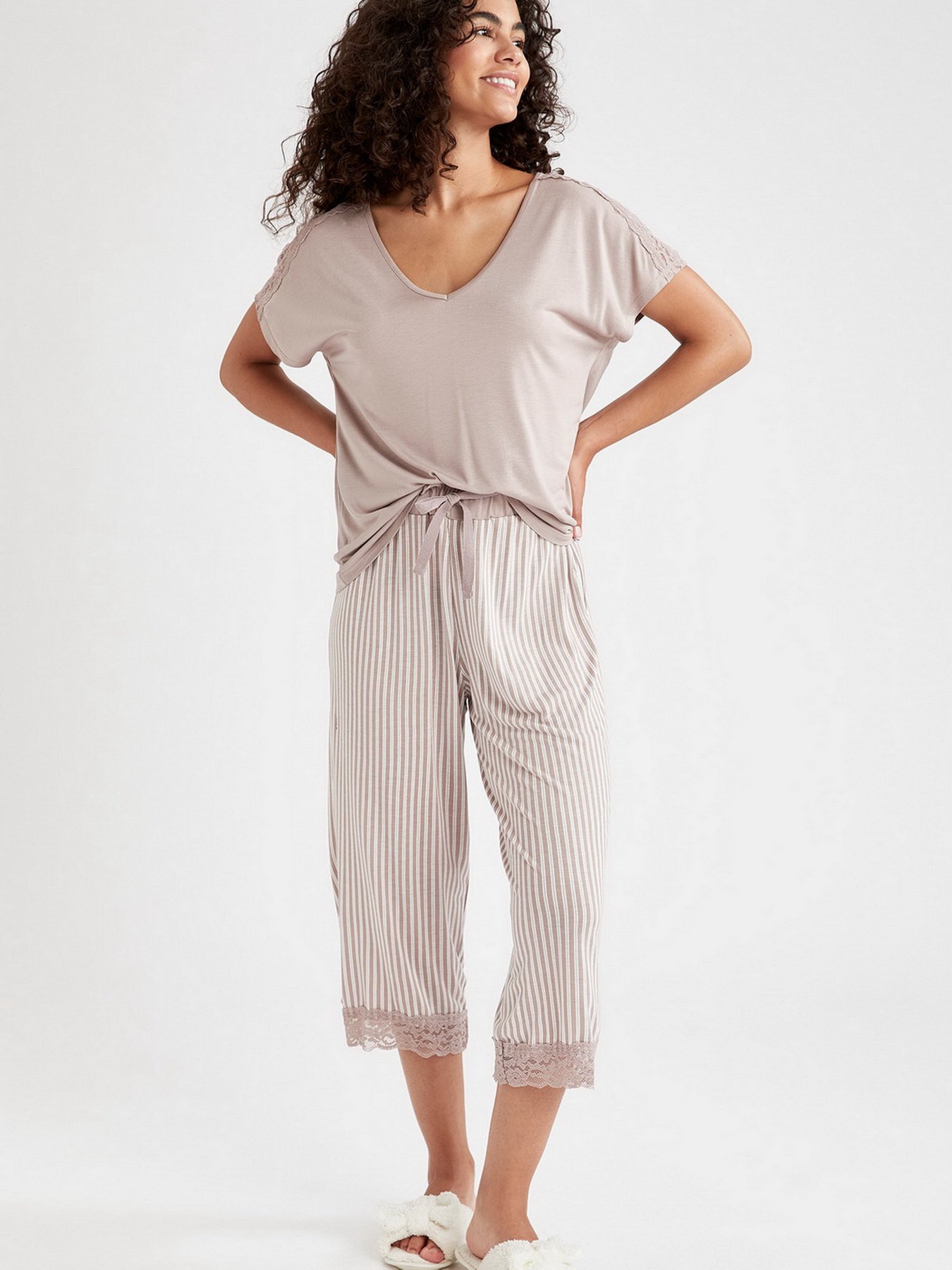 Костюм DeFacto модель V4292AZ-BN502 Фото