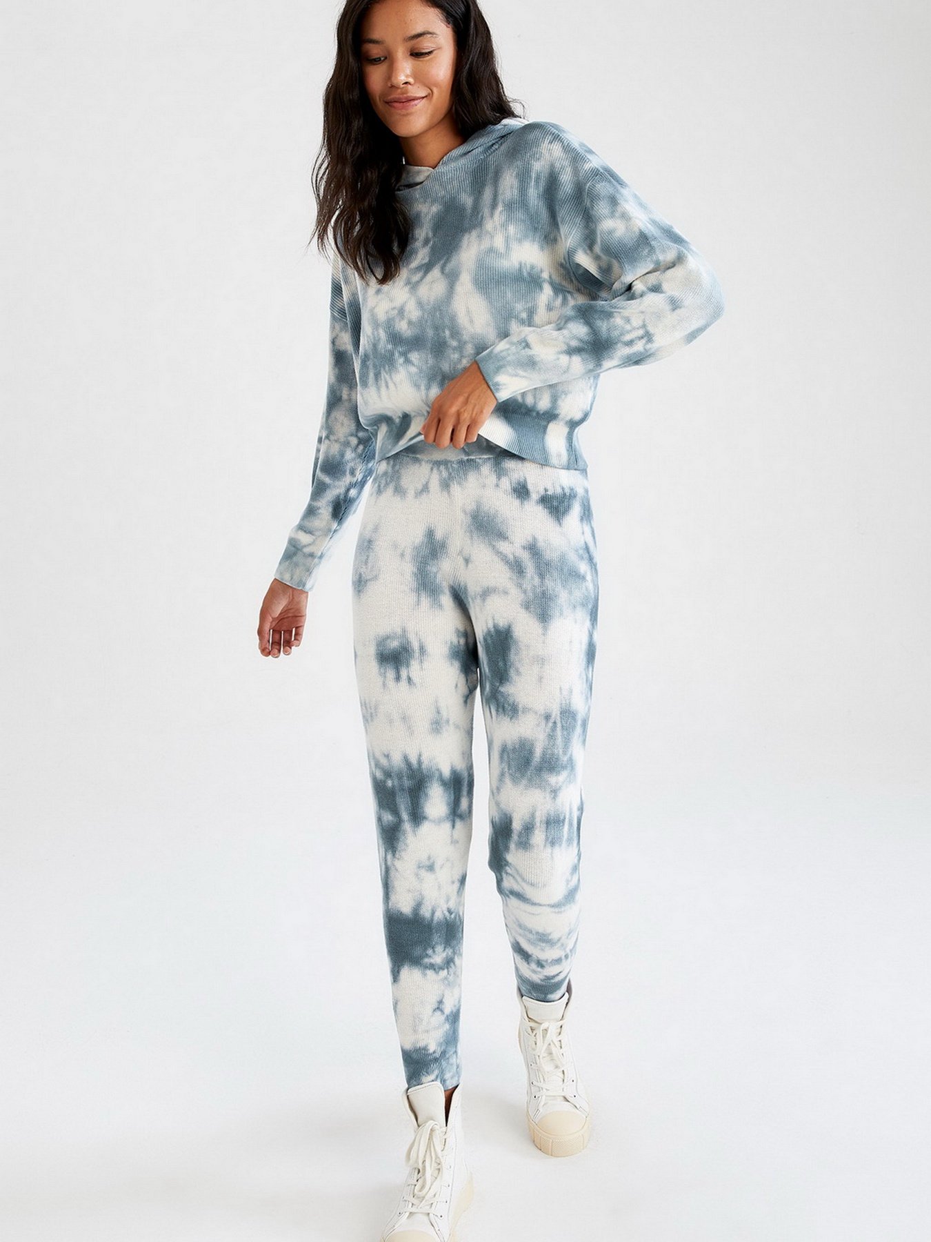 Штаны спортивные DeFacto модель V1938AZ-BE493 Фото