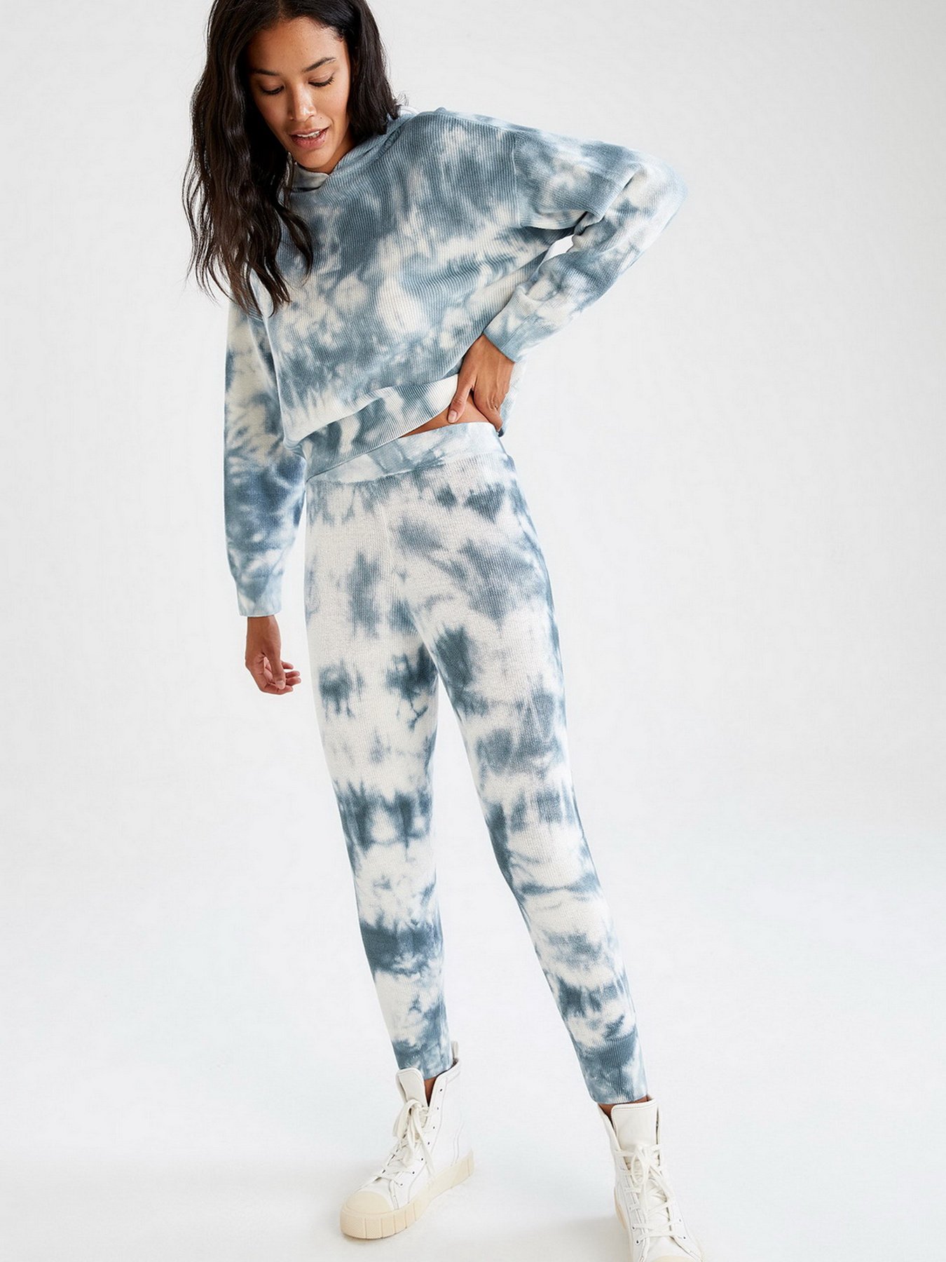 Штаны спортивные DeFacto модель V1938AZ-BE493 Фото