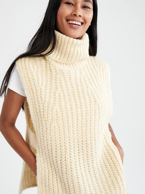 Жилет DeFacto модель R9699AZ-ER91 Фото