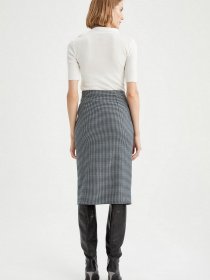 Юбка миди DeFacto модель V5955AZ-BK27 Фото
