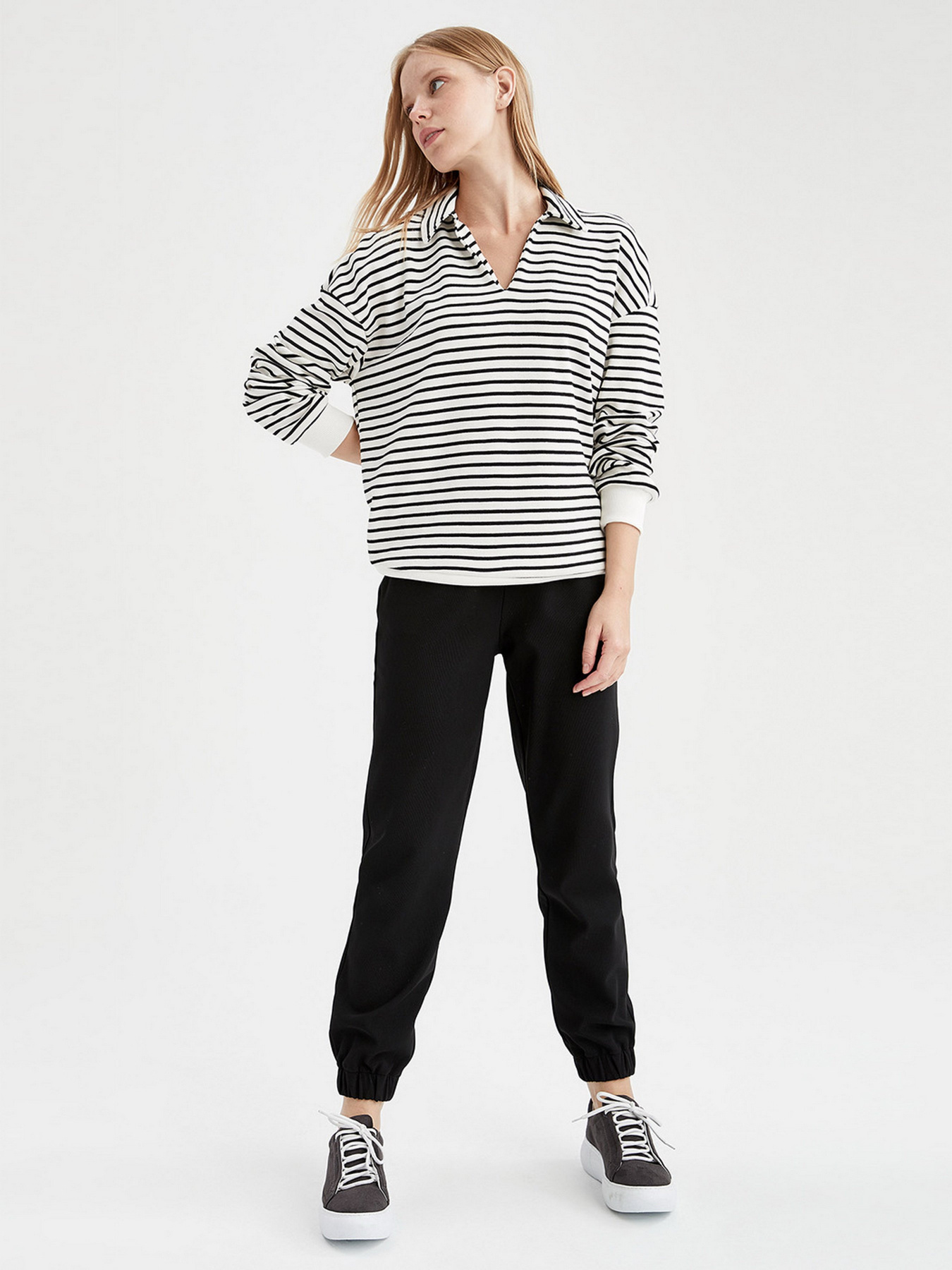 Джемпер DeFacto модель W1431AZ-ER105 Фото