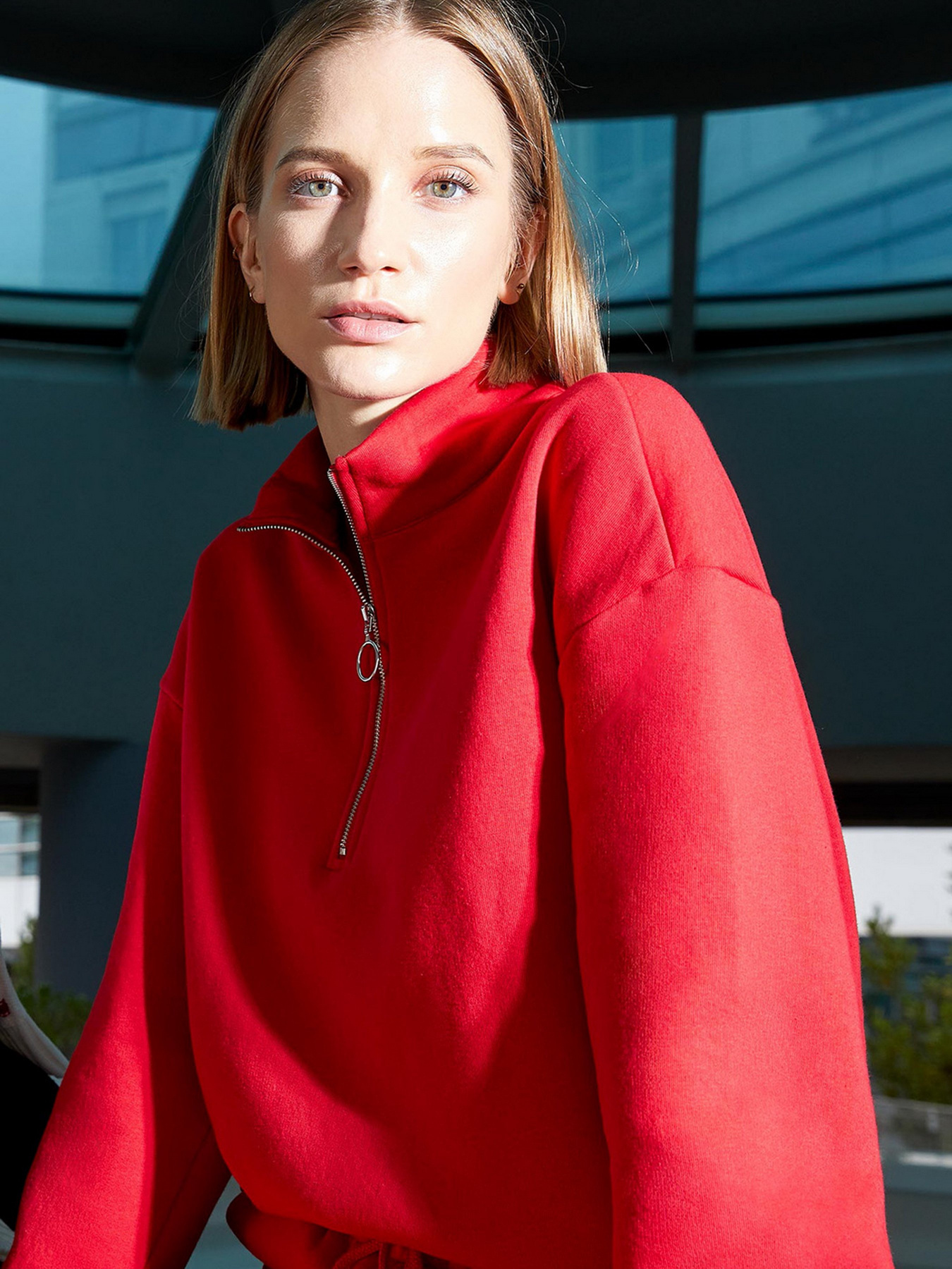 Свитшот DeFacto модель W1430AZ-RD286 Фото