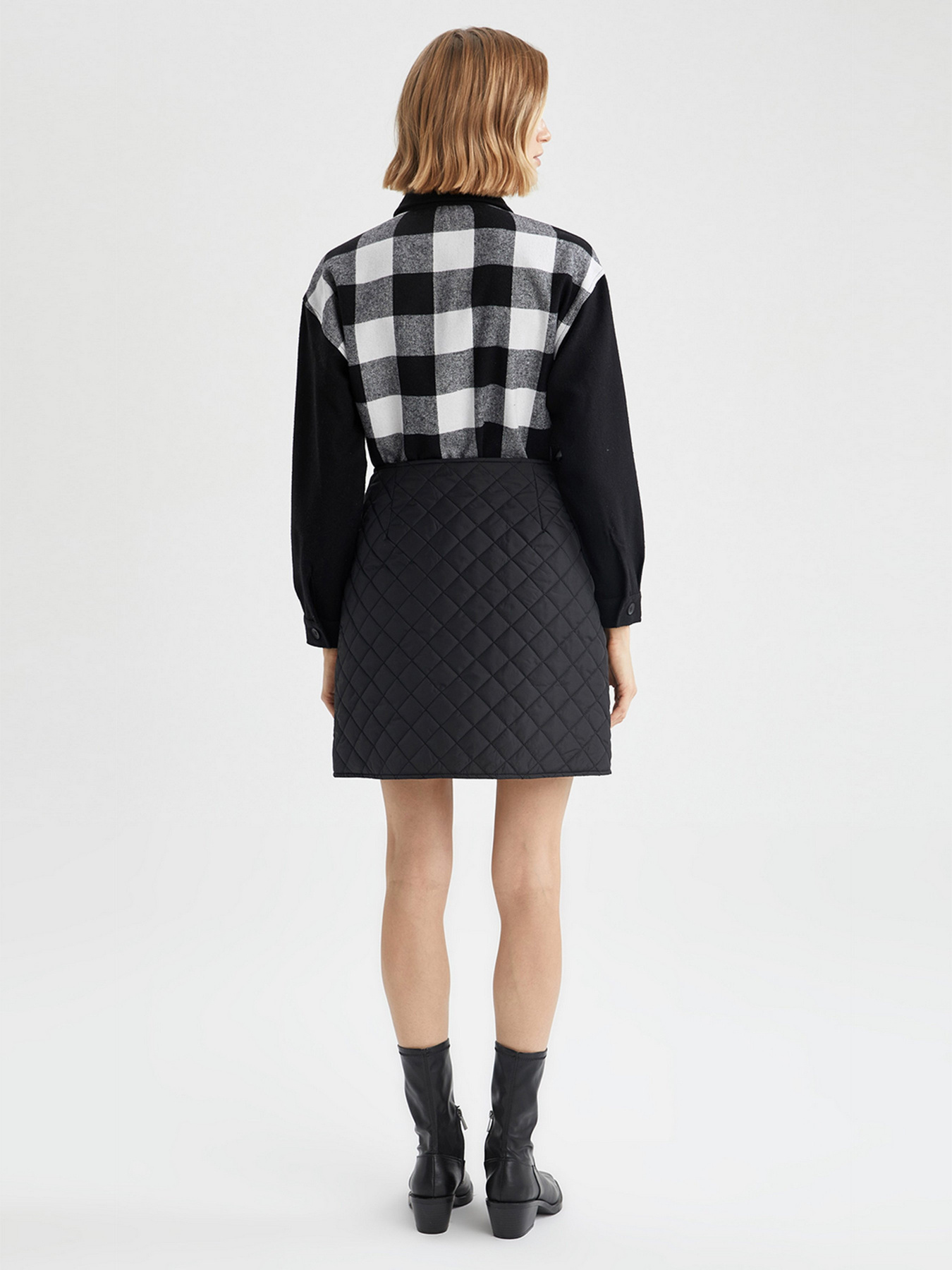 Спідниця міні DeFacto модель W3809AZ-BK27 Фото