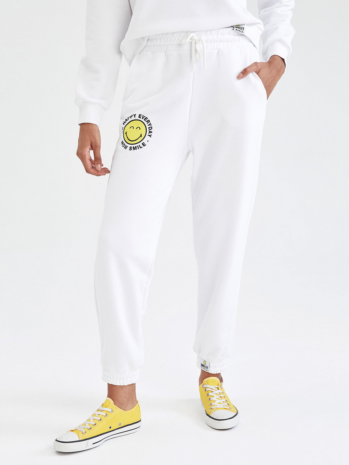 Штаны спортивные DeFacto модель V3952AZ-WT34 Фото