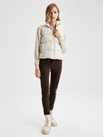 Жилет з утеплювачем DeFacto модель T4326AZ-BG414 Фото