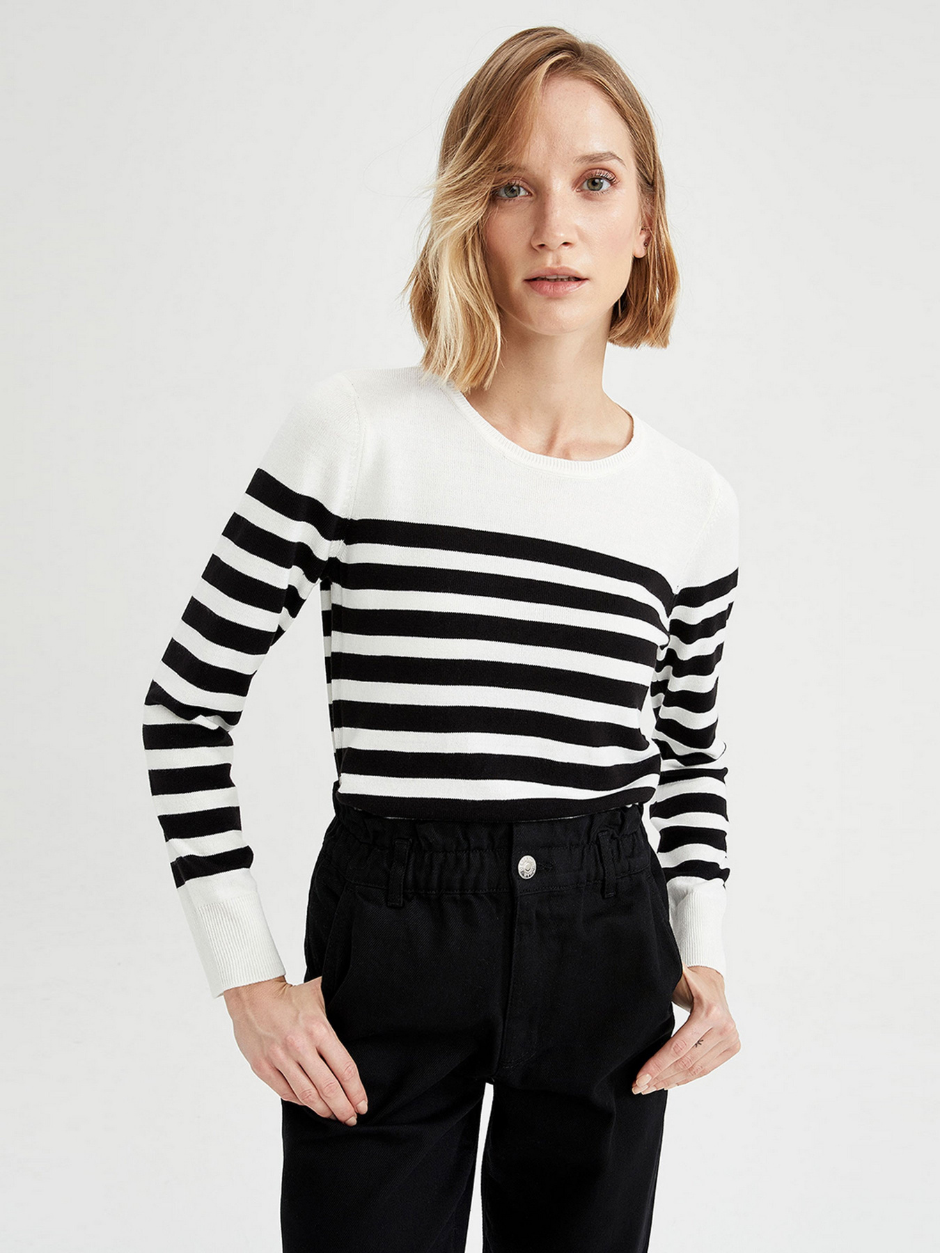 Джемпер DeFacto модель V0150AZ-ER99 Фото