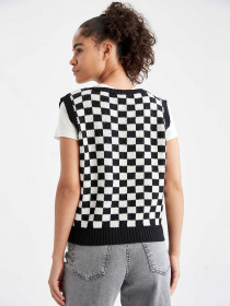 Жилет DeFacto модель W1261AZ-BK27 Жилет DeFacto модель W1261AZ-BK27 Фото