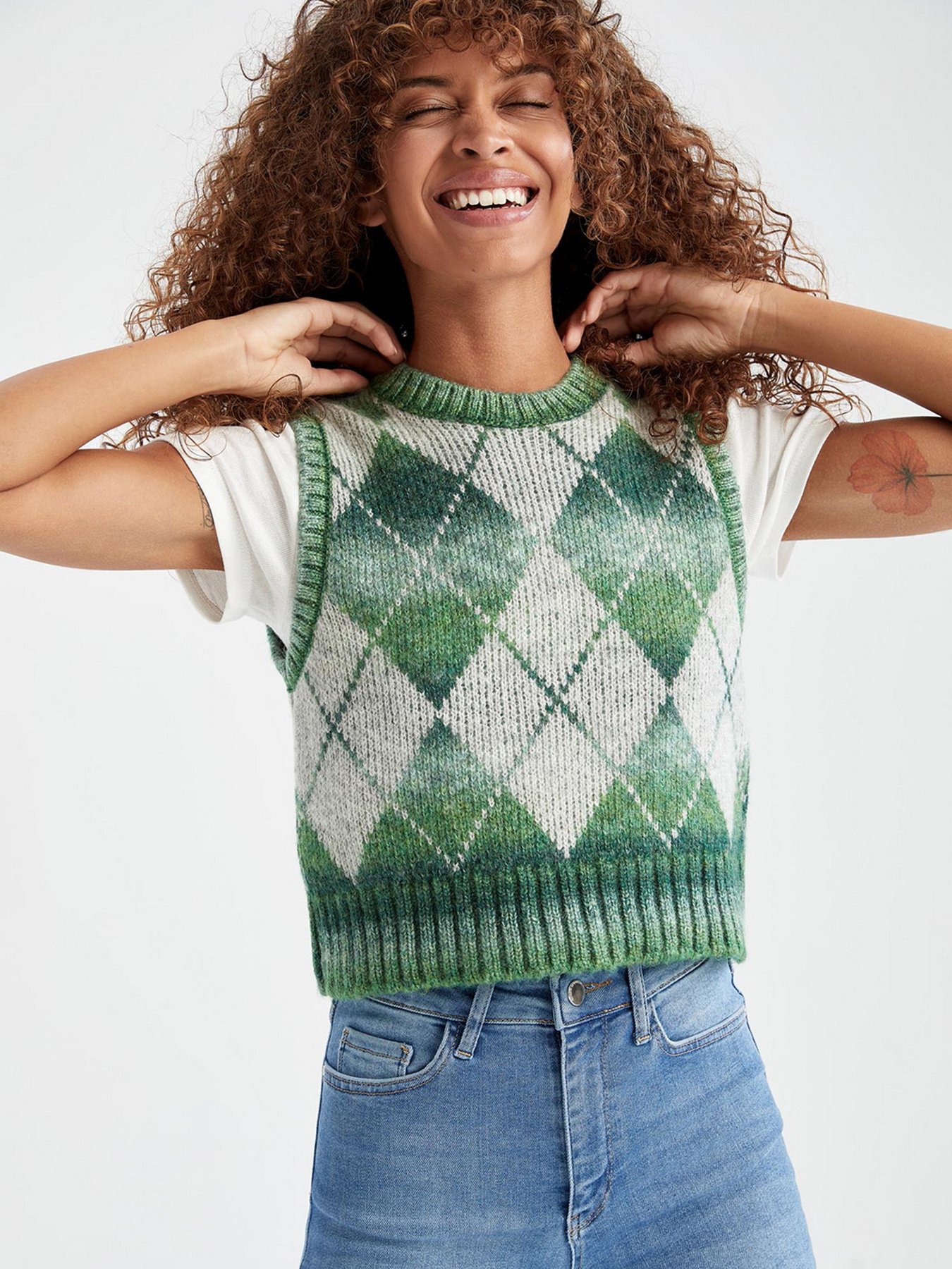 Жилет DeFacto модель W5688AZ-GN465 Жилет DeFacto модель W5688AZ-GN465 Фото