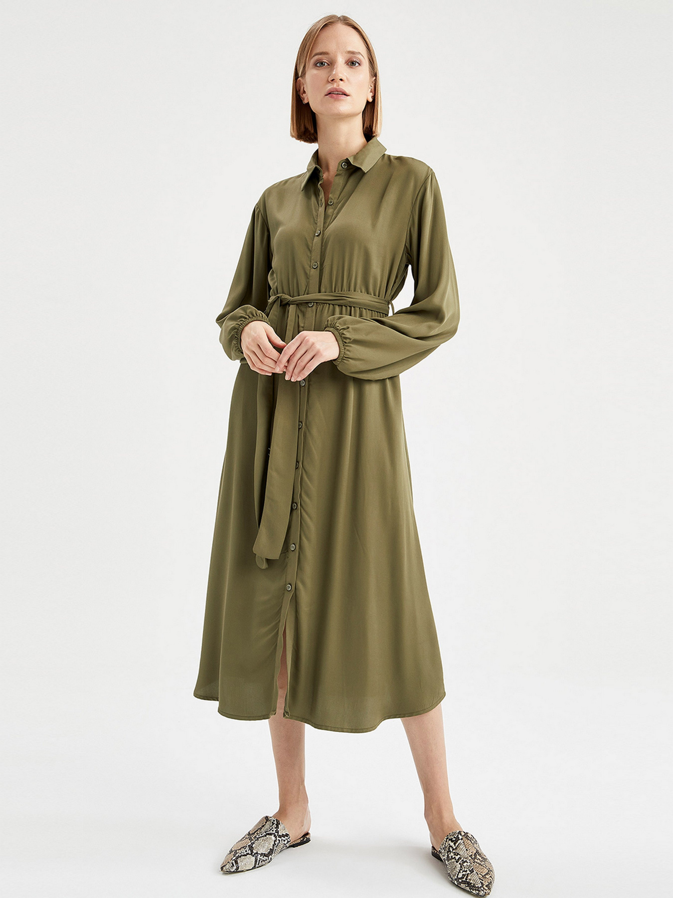 Платье миди DeFacto модель V8386AZ-KH158 Фото