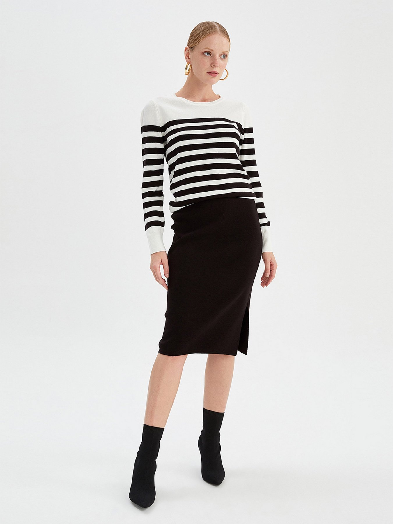 Юбка миди DeFacto модель U8906AZ-BK27 Фото