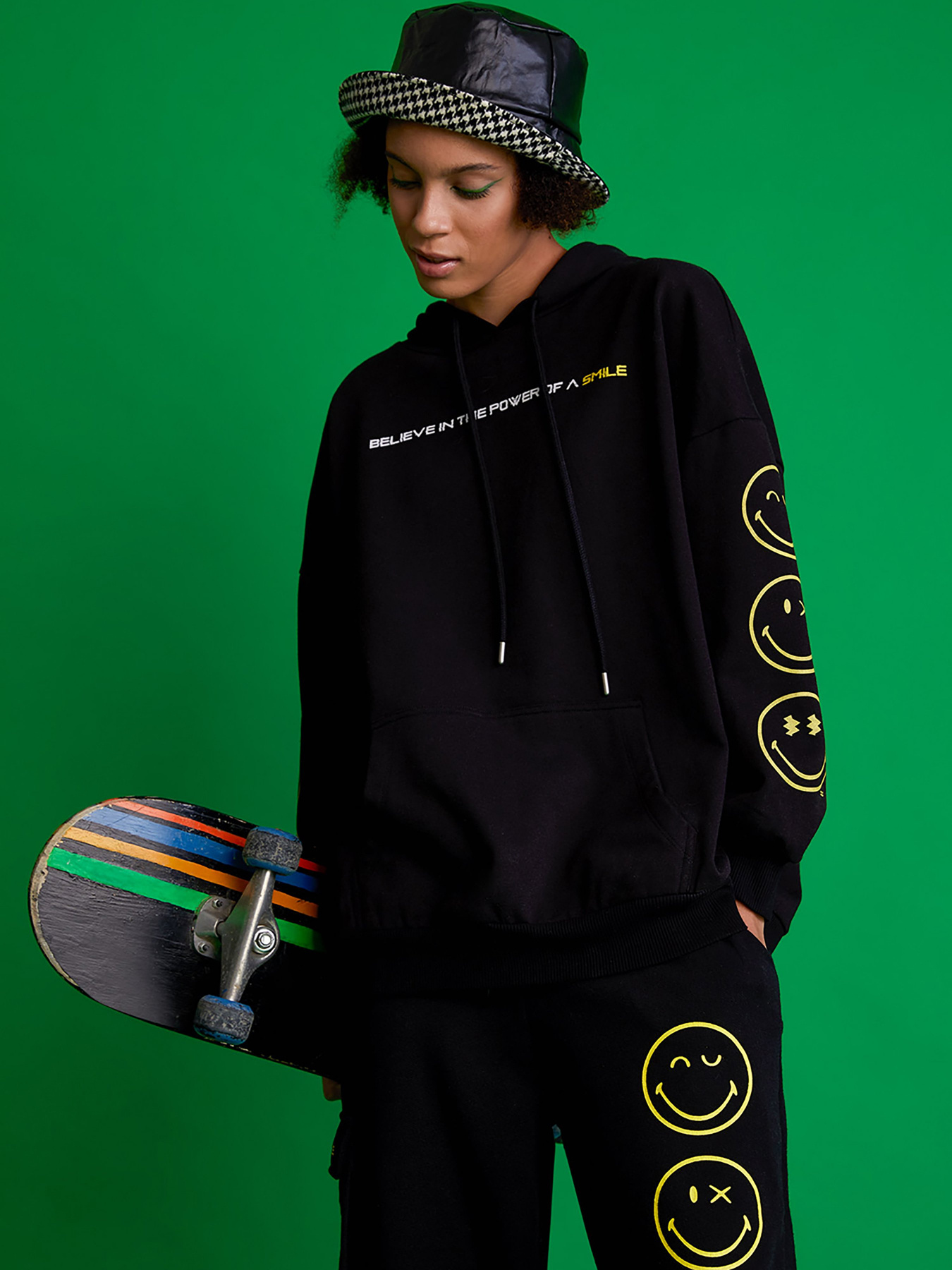 Худи DeFacto модель V3951AZ-BK27 Фото