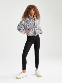 Зимова куртка DeFacto модель W7061AZ-BK21 Фото