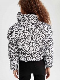 Зимова куртка DeFacto модель W7061AZ-BK21 Фото